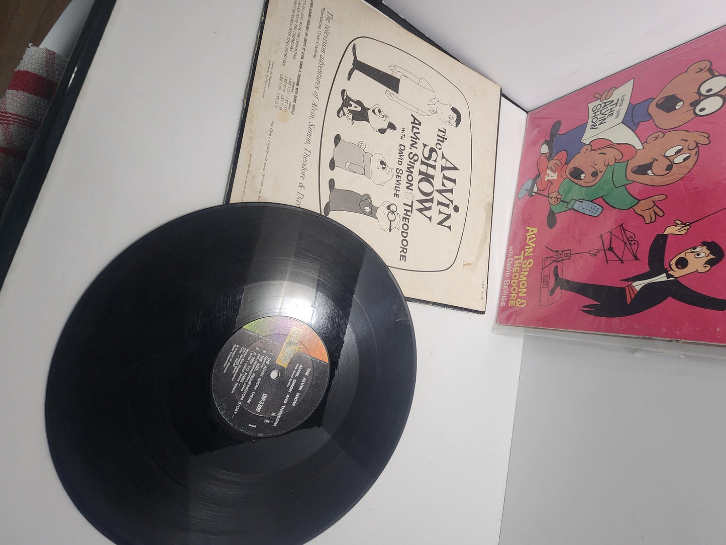 Alvin & The Chipmunks Vinyl Records LOT Of 3 1970's - Alvin And The Chipmunks - Vinyl - Vinyl LP Records - Vintage Records - Cartoons