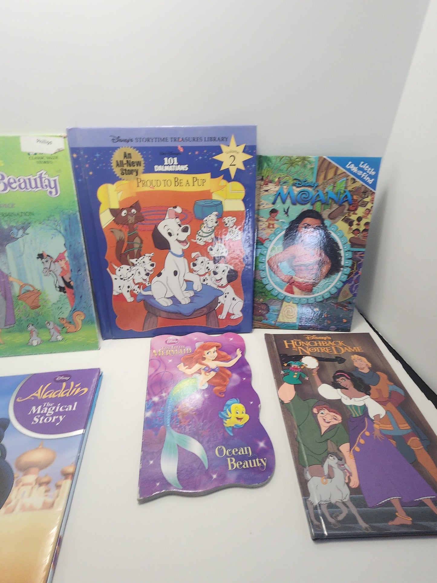 Disney Children's Books LOT Of 6 - Disney - Disney Gifts - Moana - Disney Books - Book Lot - Children's Books