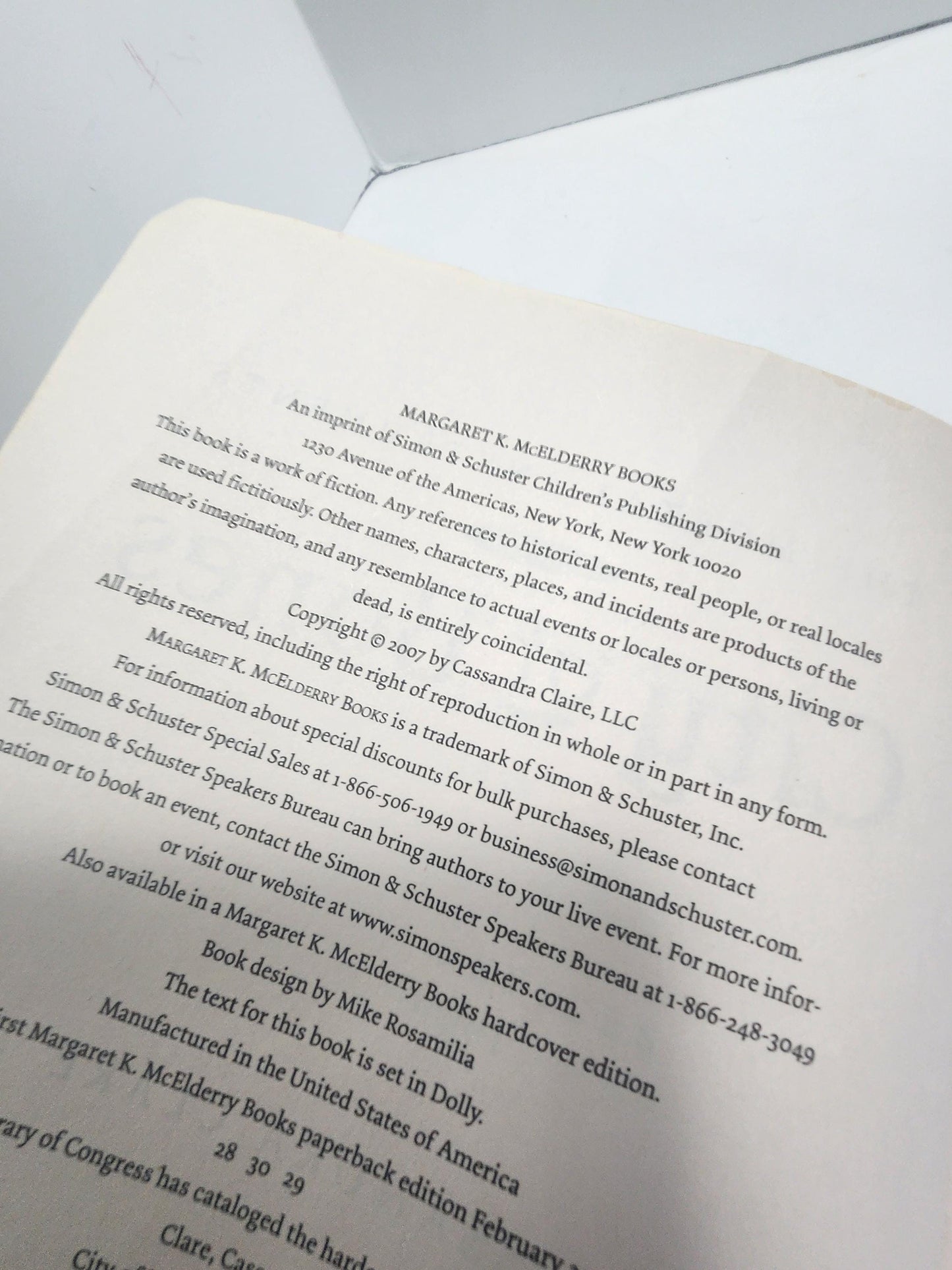 City Of Bones Book Series By Cassandra Clare - Cassandra Clare - Cassandra Clare Books - City Of Bones - Book Series - City Of Bones Books