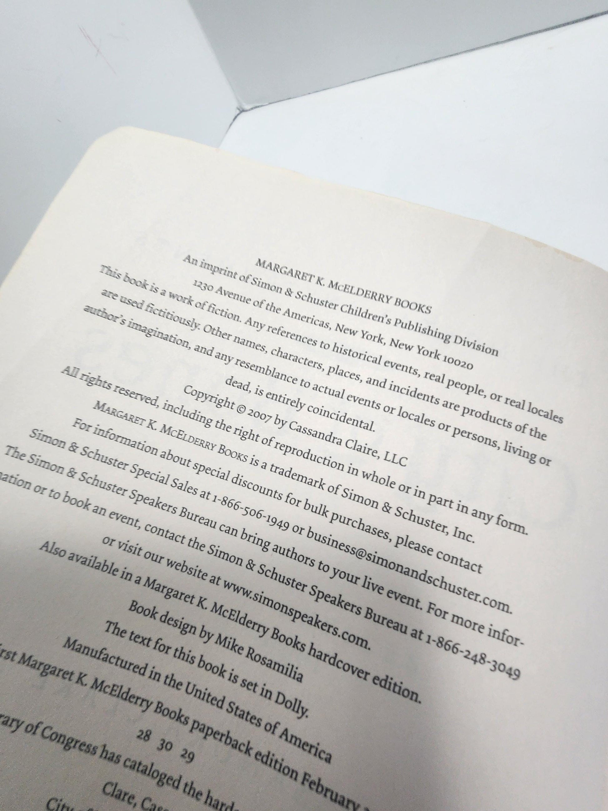 City Of Bones Book Series By Cassandra Clare - Cassandra Clare - Cassandra Clare Books - City Of Bones - Book Series - City Of Bones Books