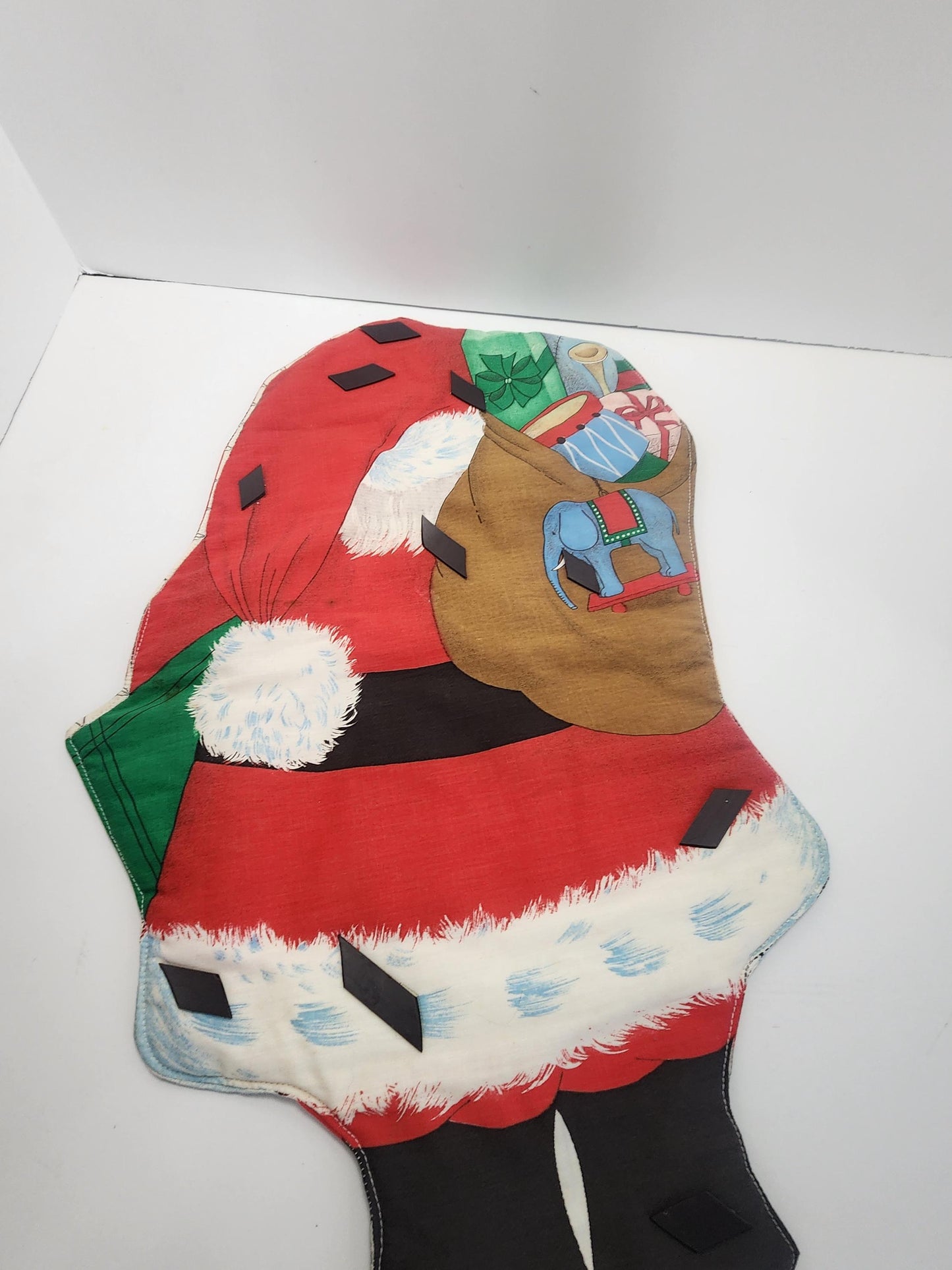 Vintage Santa Refrigerator Hangable Magnets Stocking Style Figure - Santa - Santa Decorations - Christmas - Christmas Decorations - Magnets