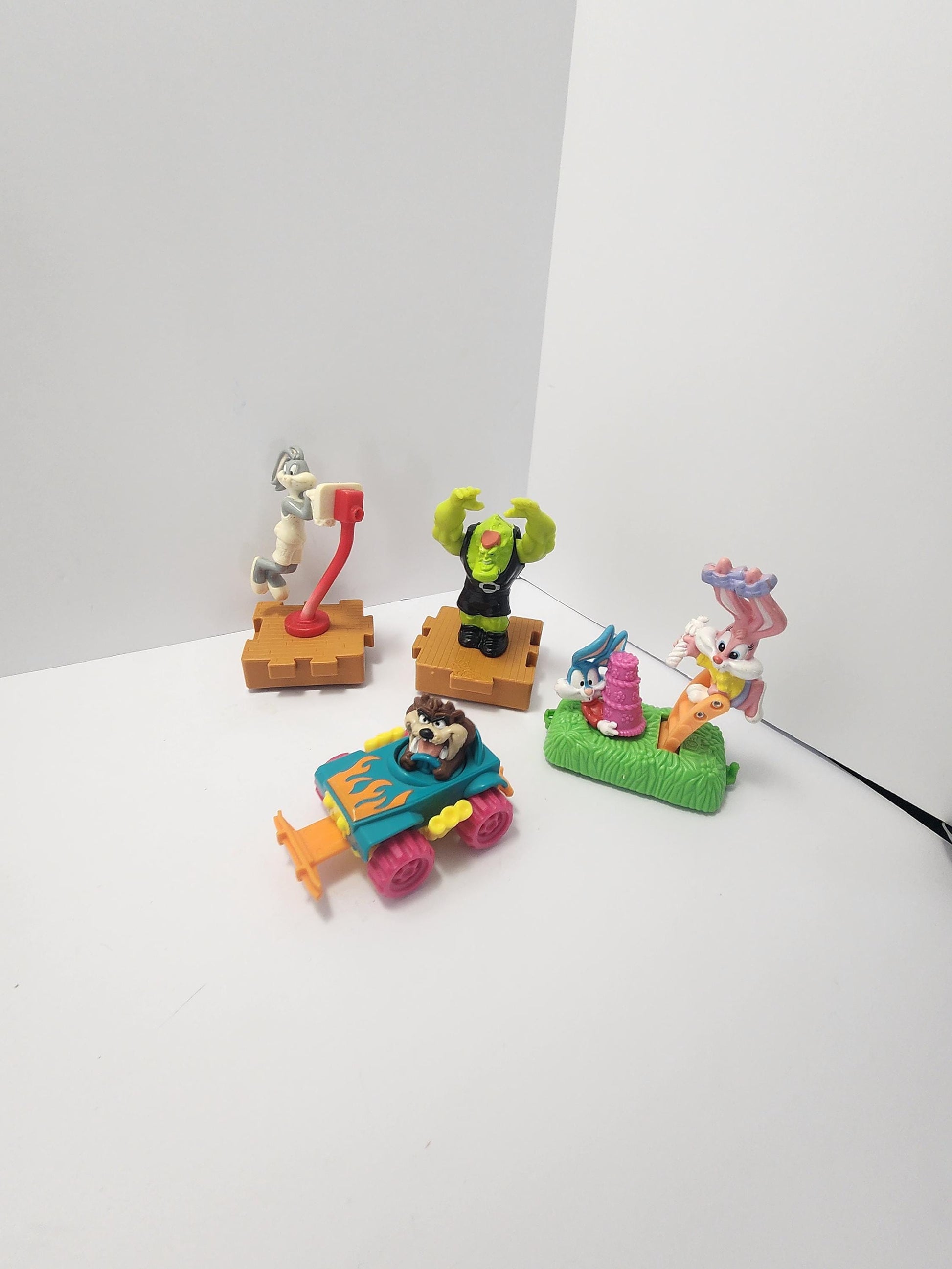 Looney Tunes Space Jams Tiny Toons Toy LOTS - Looney Tunes - Tiny Toons - Warner Brothers - Space Jam - Toys - Vintage Toys - Tiny Toons Toy