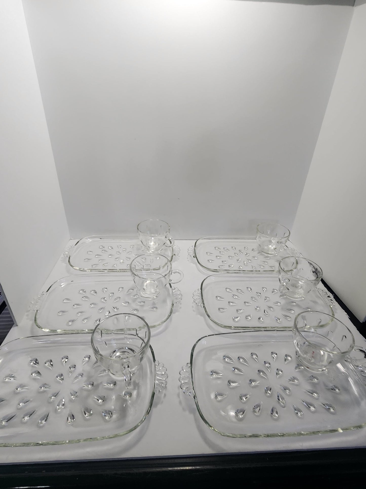 1940's Antique Set Of Vintage Clear Glass Hazel Atlas Informal Teardrop Snack Trays & Cups - Atlas - Hazel Atlas - Antiques - Teardrop - Gla