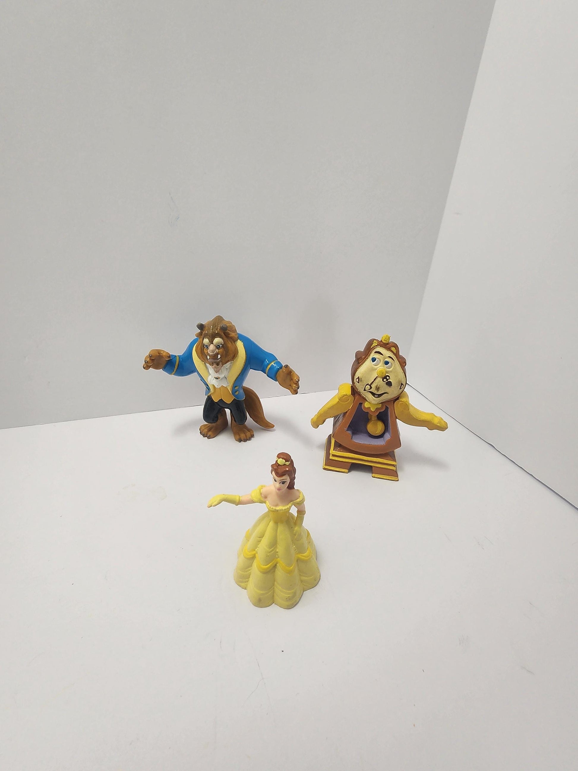 Disney The Beauty And The Beast Toy LOTS - Beauty & The Beast - Disney - Disney Toys - Belle - Disney Princess - Gaston - Beast - Disney Gif