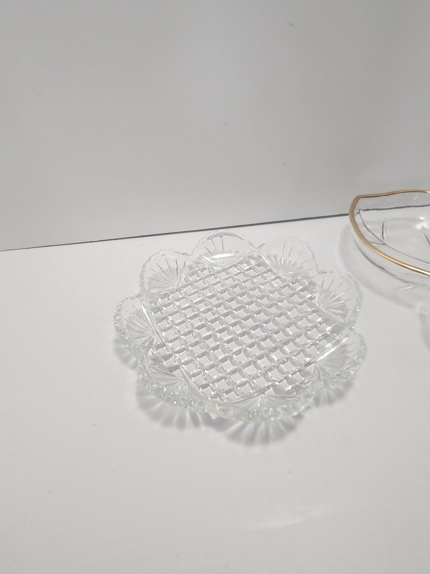 Early American Pattern Glass Dish OR Golden Lined Leaf Shaped Dish - Candy Dish - Serving Dish - Mid Century Glass - EQPG - Glass - Serving