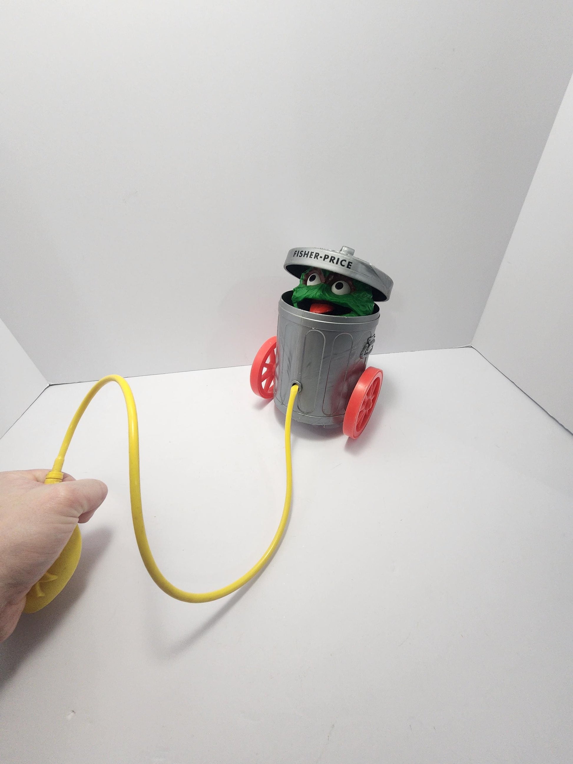 Vintage 2000's Fisher Price Oscar The Crouch Pretend Play Figure - Fisher Price - Muppets - Muppet Toys - Sesame Street - Oscar - Fisher Pri