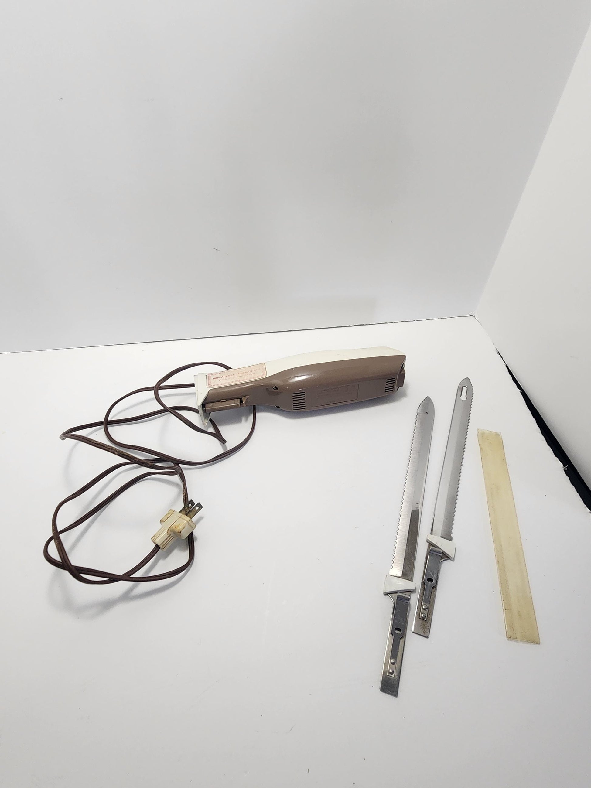 General Electric 1960's Slicing Or Fillet Knife - Knife - General Electric - GE - Fillet Knife - Fishing - Cooking - Vintage Kitchen