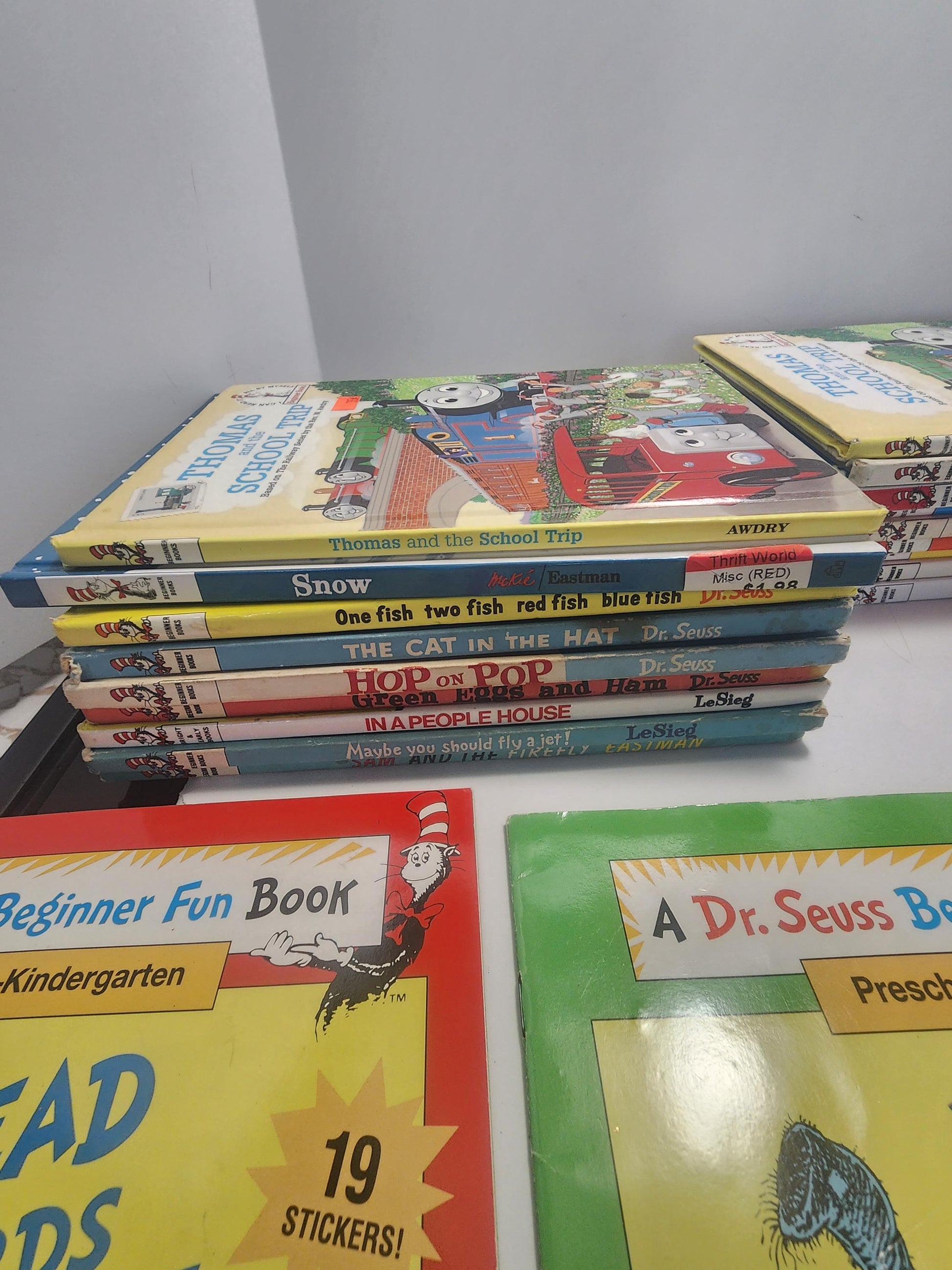 Dr Sues Vintage 1980's 1990's Children's Books LOTS - Cat In The Hat - Dr Suess - Berenstain Bears - 1990's - Children's Books - Vintage Boo