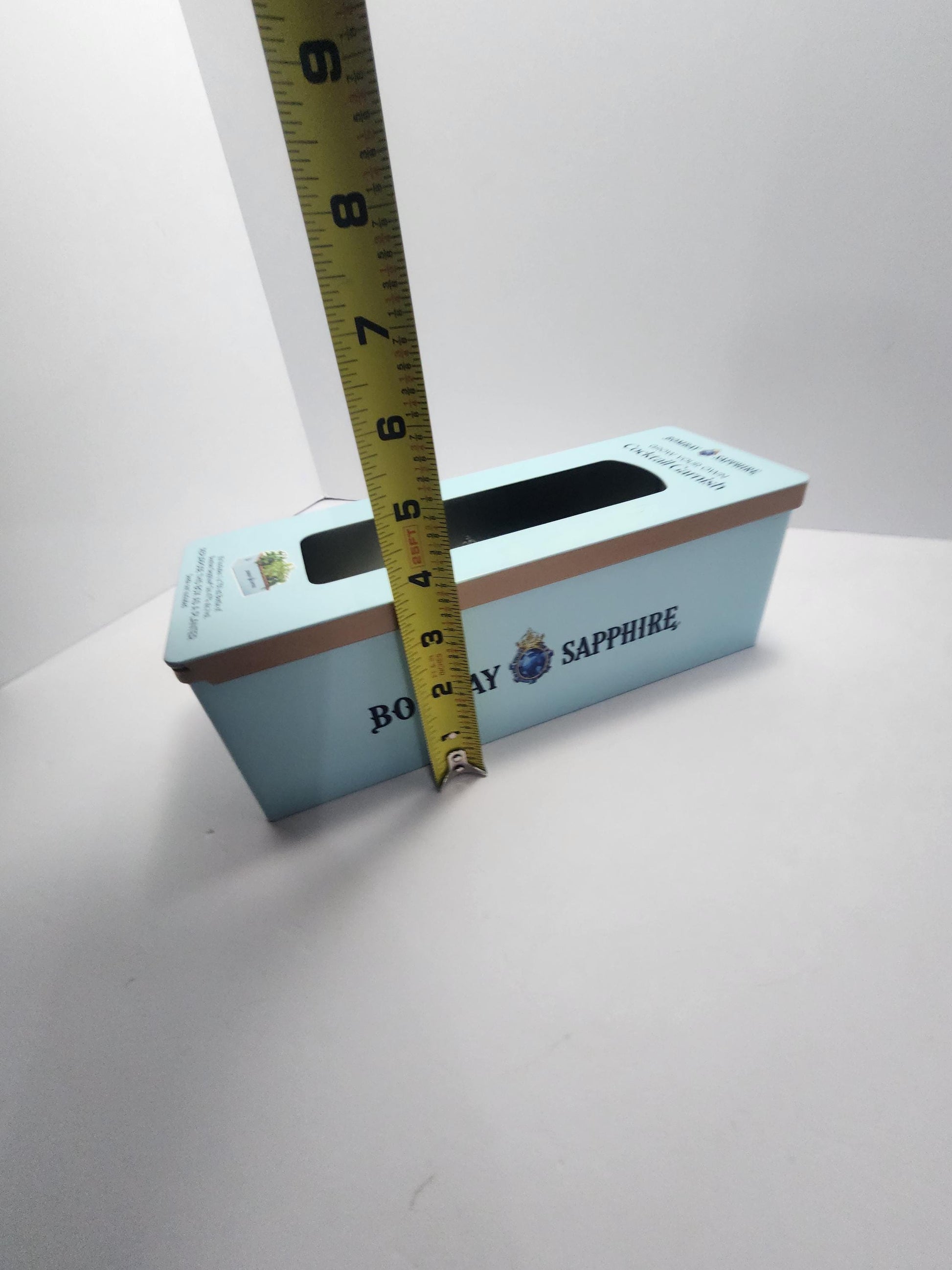 Fresh Cocktail Garnish Garden Growing Tin Box - Drinks - Barware - Bar Decor - Garnishes - Garnish - Cocktails - Cocktail Granish - Herbs