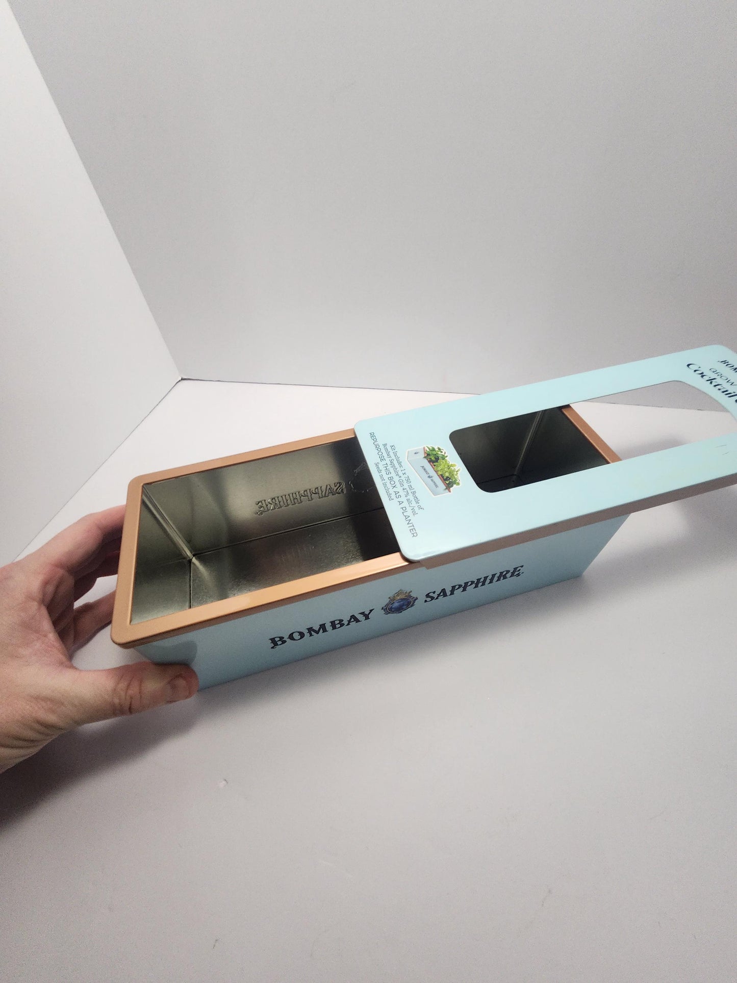 Fresh Cocktail Garnish Garden Growing Tin Box - Drinks - Barware - Bar Decor - Garnishes - Garnish - Cocktails - Cocktail Granish - Herbs