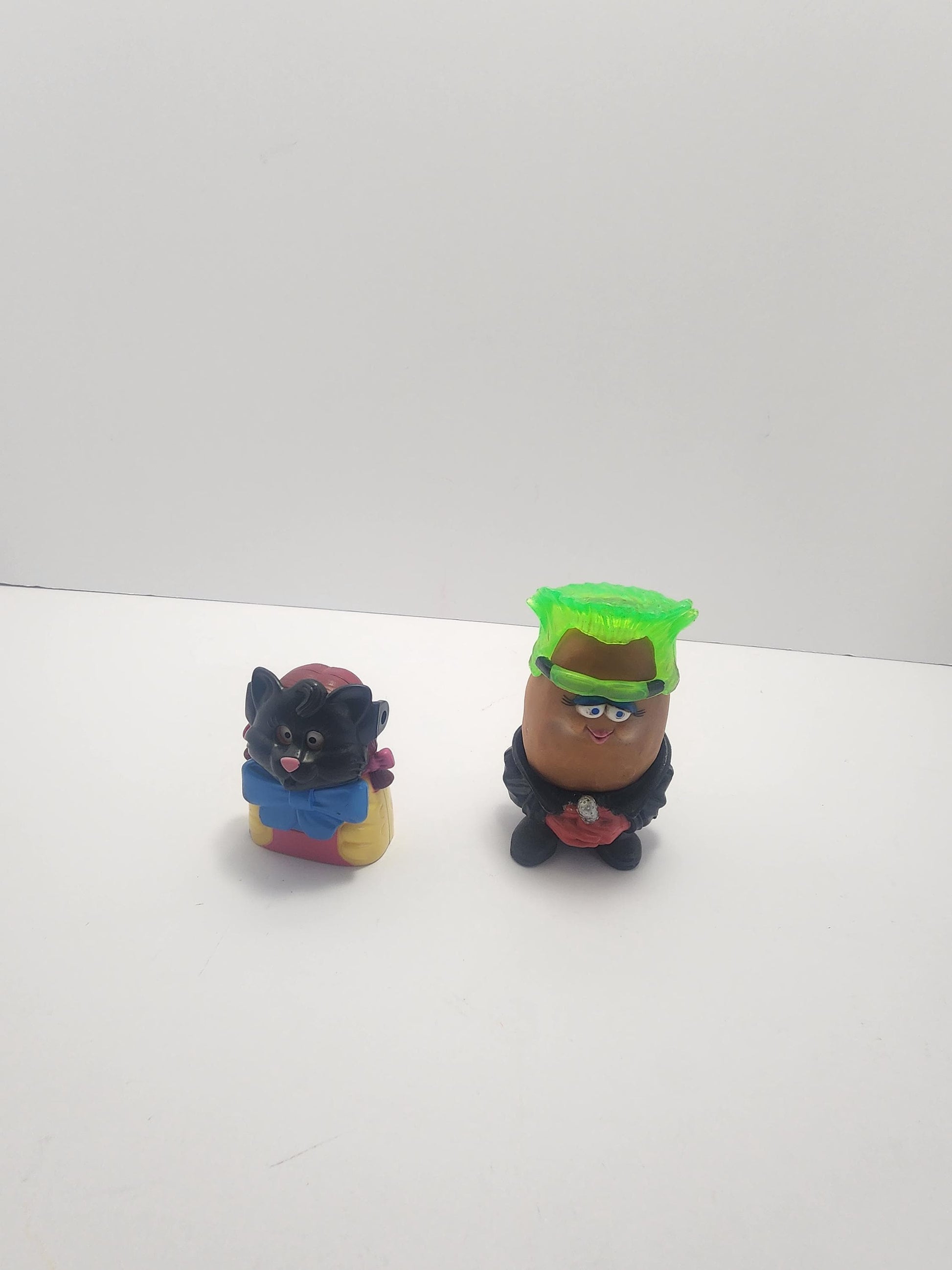Mcdonalds Mcnugget Buddy With Candy Dispenser LOT of 2 - 1990's Toys - Fast Food Toys - Mcdonalds Toys - Mcnugget - Nuggets - Nugget Toys