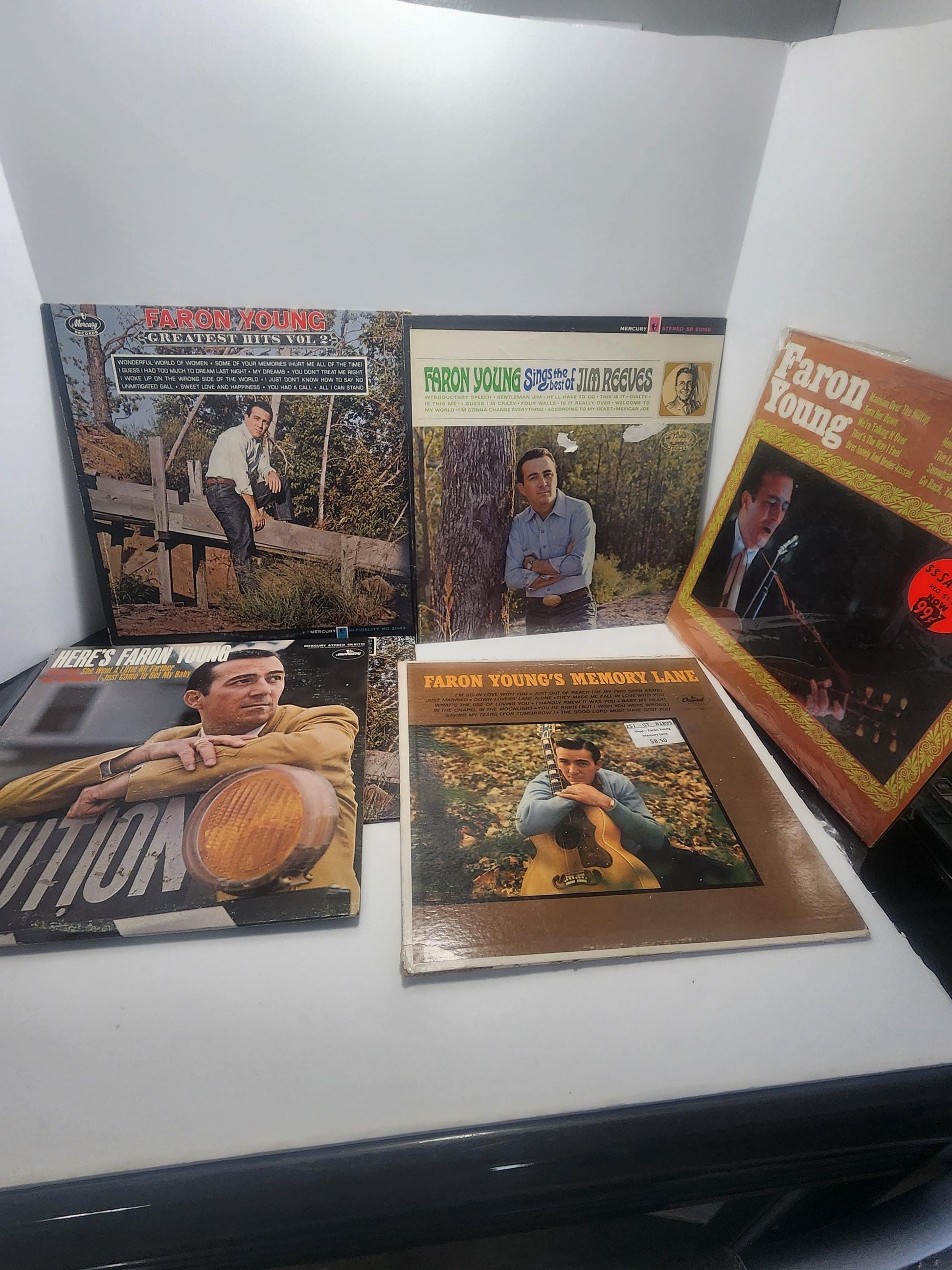 Faron Young Vintage 1970's Vinyl LP Records LOT Of 8 - Vinyl - Vinyl Records - Faron Young - Music - Faron Young Records - Vintage Records