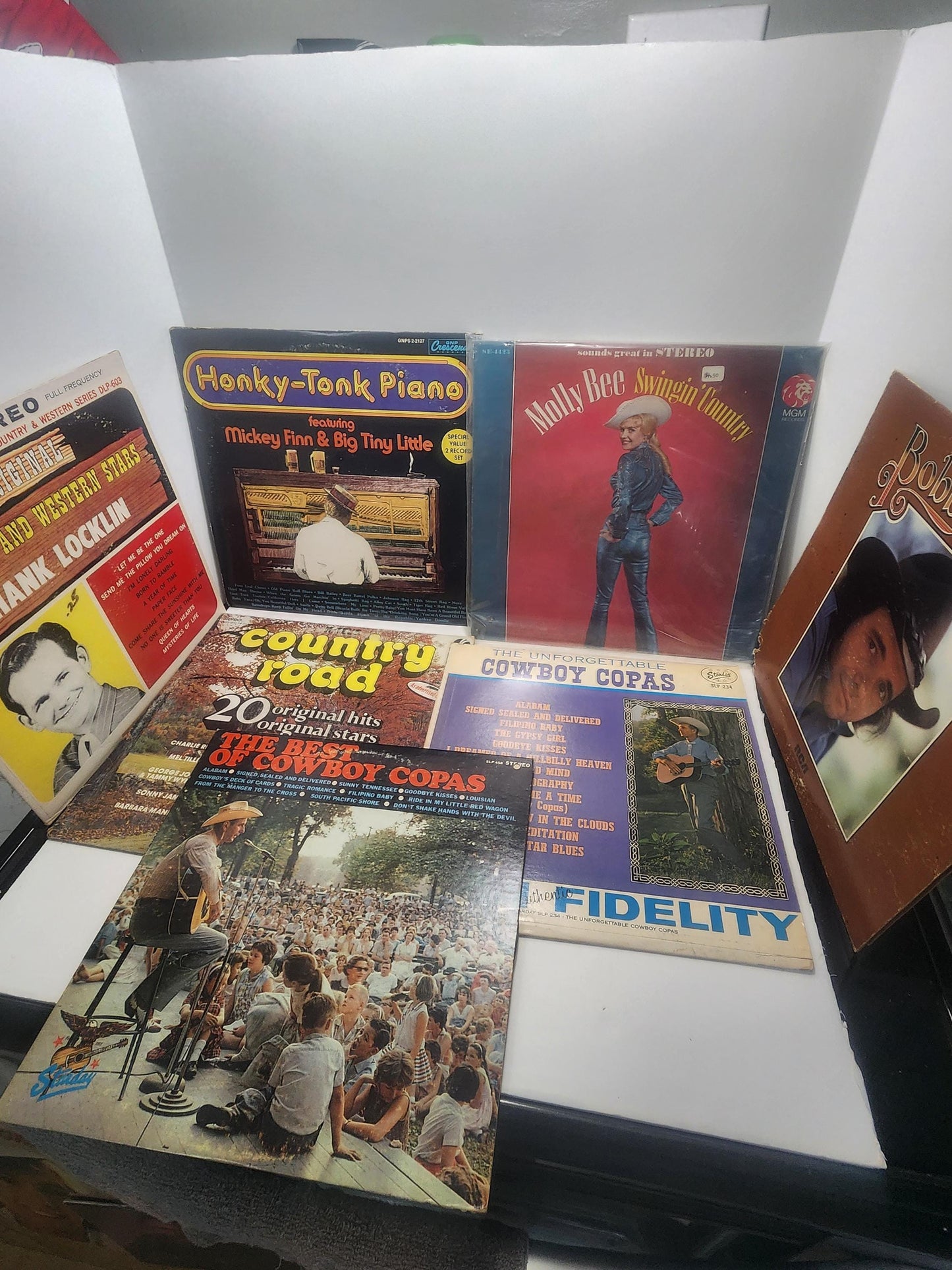 Vinyl Records LOT Of 7 1980's Country & Honky Tonk Music - 1980's - Vinyl - Vinyl LP Recorcs - Records - Honky Tonk - Country Music