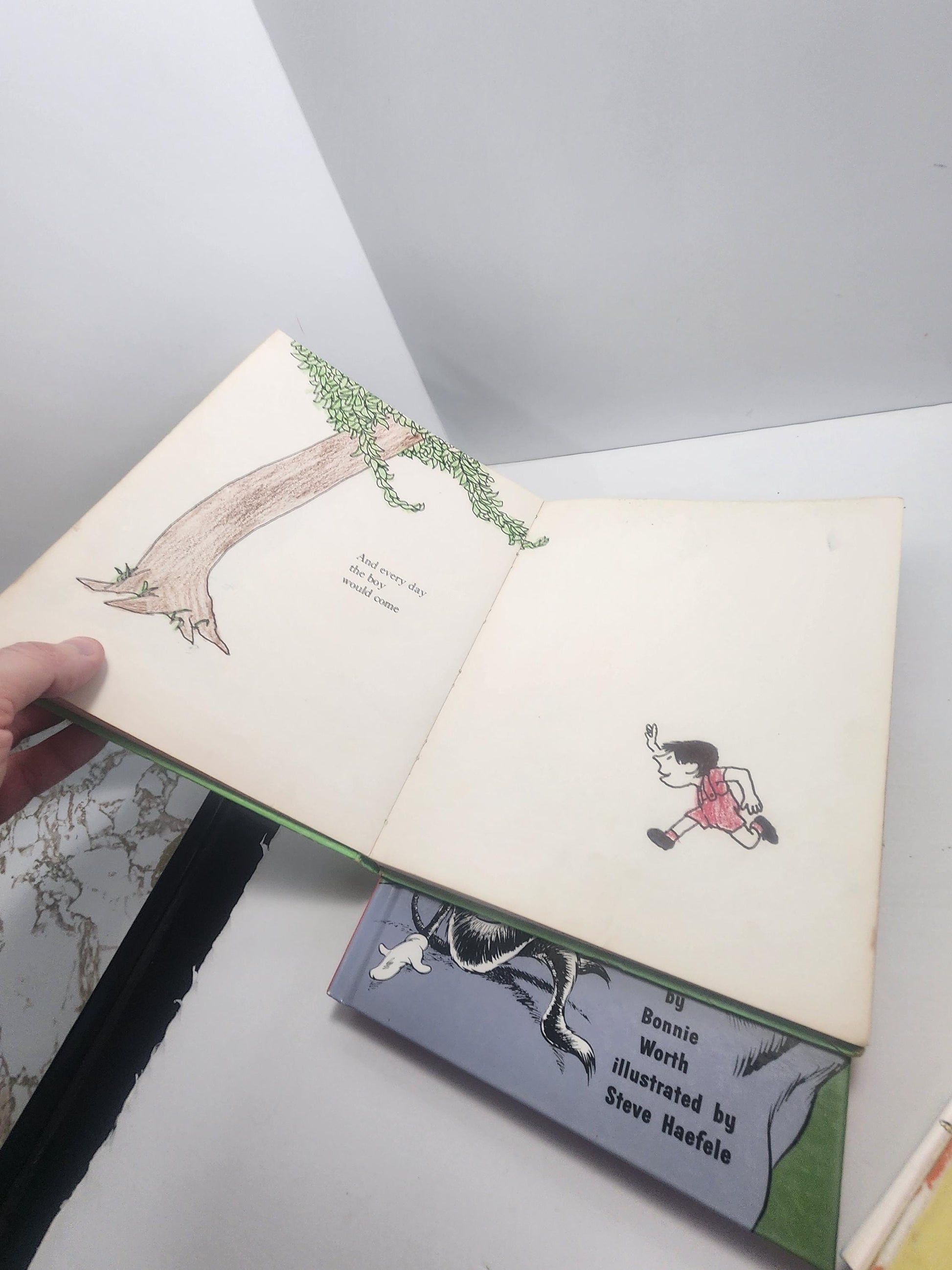 Vintage Children's Books - Dr Suess - The Giving Tree - The Giving Tree Book - Dr Suess - Dr Suess Books