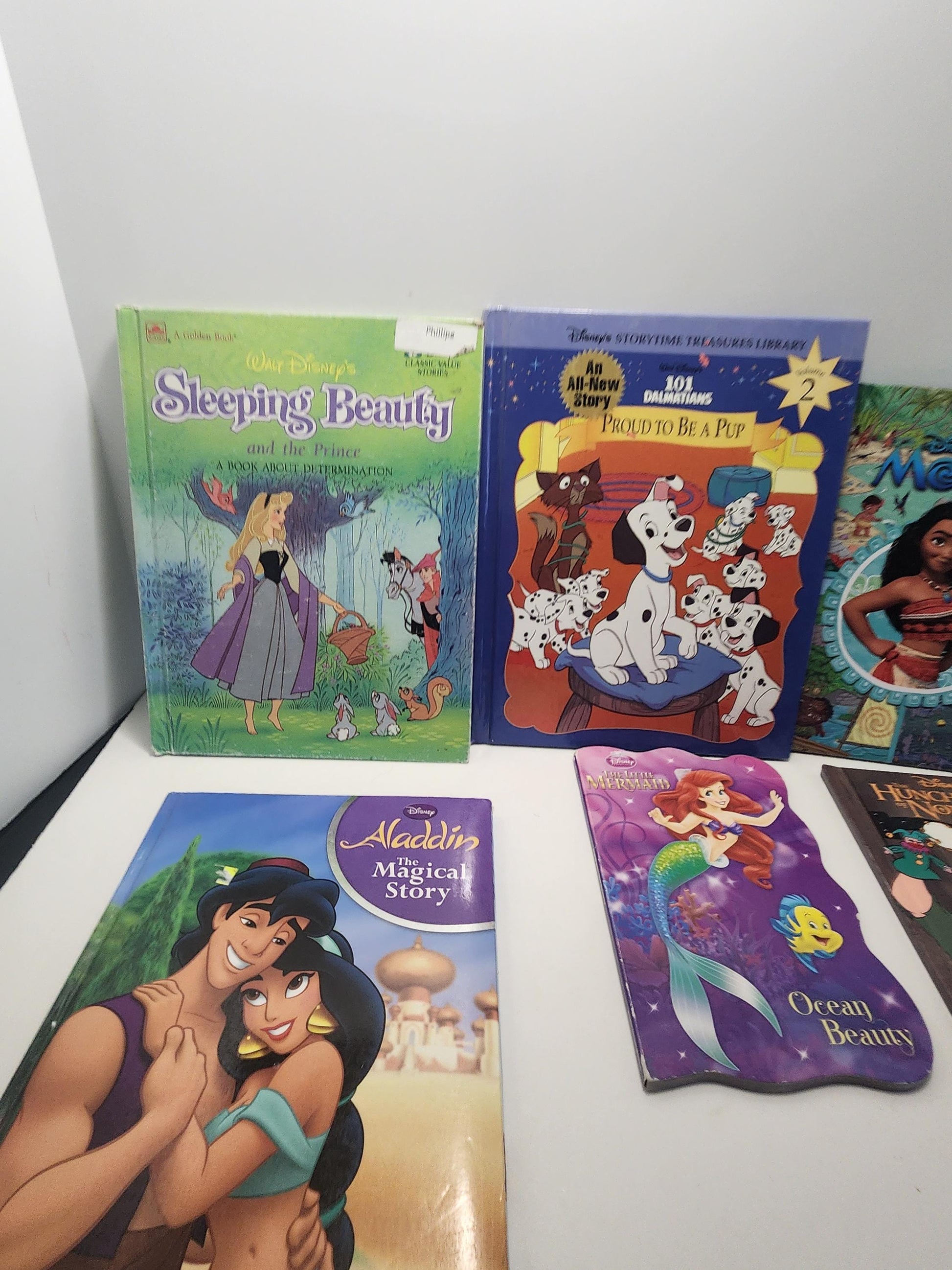 Disney Children's Books LOT Of 6 - Disney - Disney Gifts - Moana - Disney Books - Book Lot - Children's Books