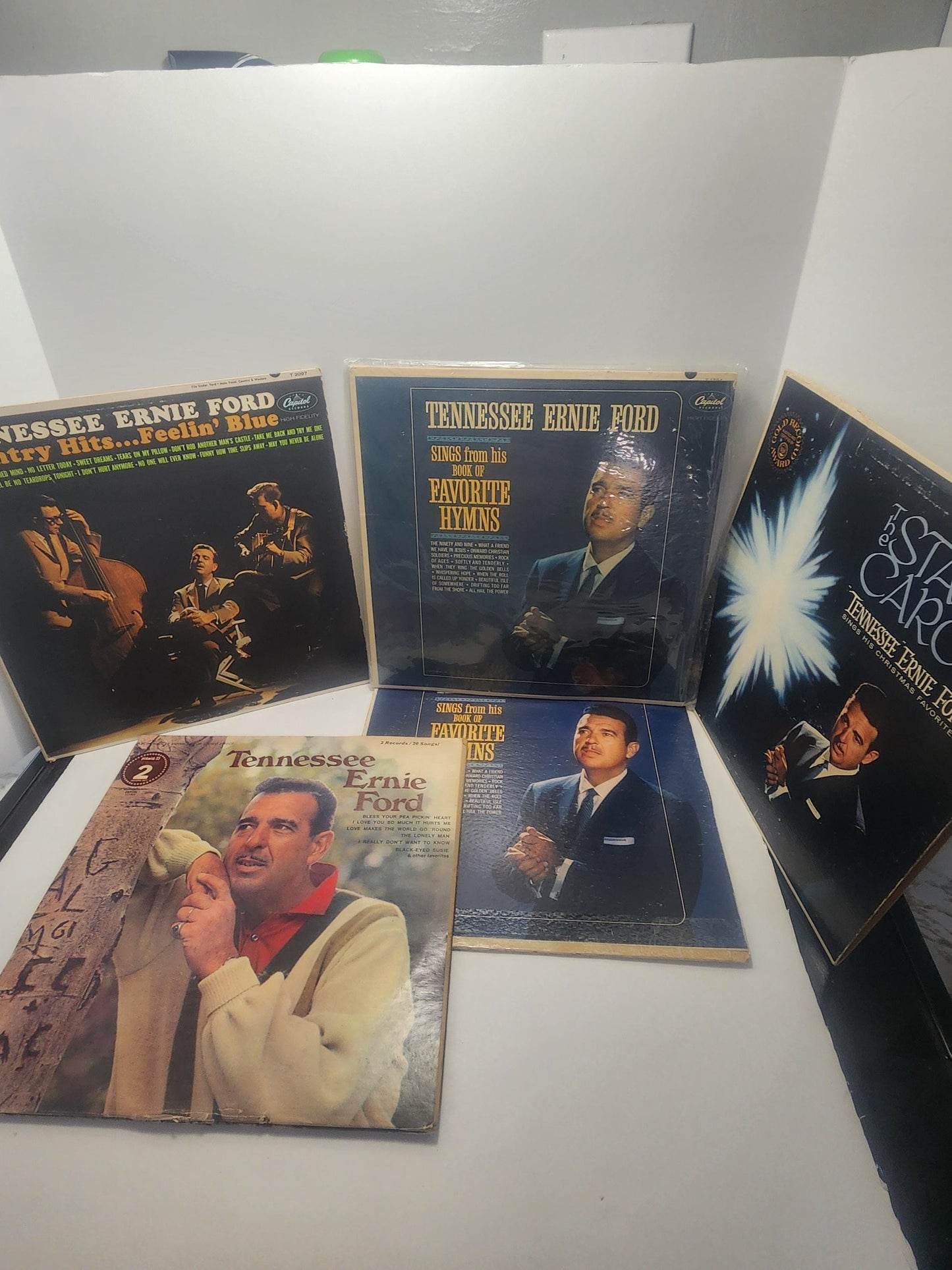 Tennesse Ernie Ford 1970's Vintage Vinyl LP Records LOTS - Tennesse Ernie Ford - Ernie Ford - Tennesse - Vinyl - Vinyl LP Records - 1970's