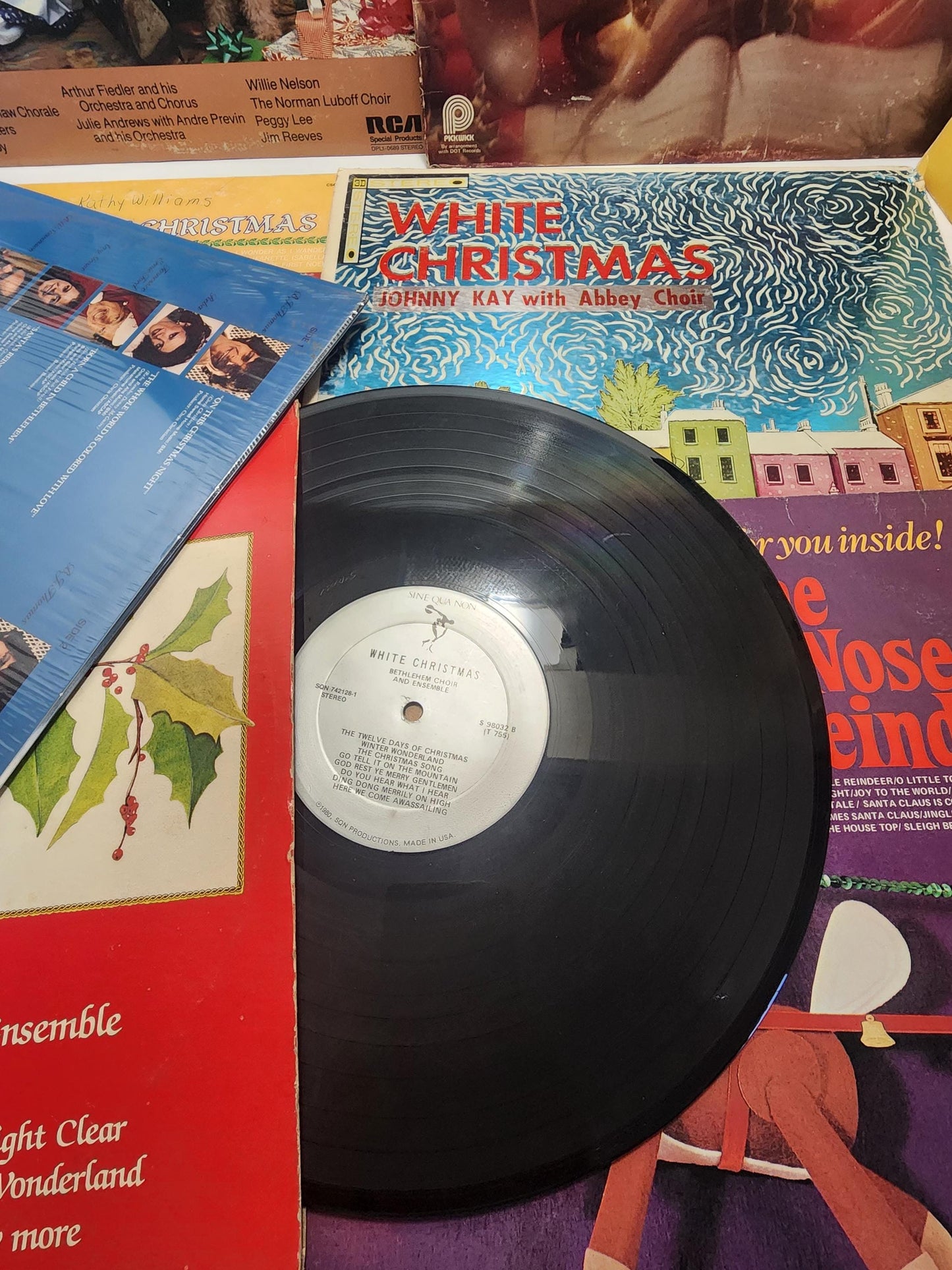Christmas Vintage 1970's 1980's Vinyl LP Records Mixed LOT - Christmas - Christmas Music - Vinyl - Vinyl Records - LPs - Music - Music Gifts