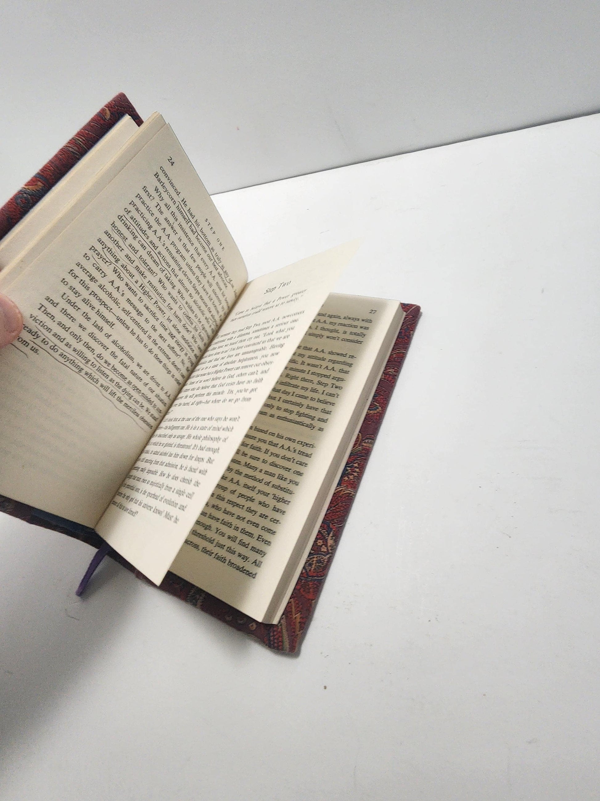 AA Twelve Steps and Twelve Traditions Book - AA - Recovery - Health - Self Help - Twelve Steps - Addiction