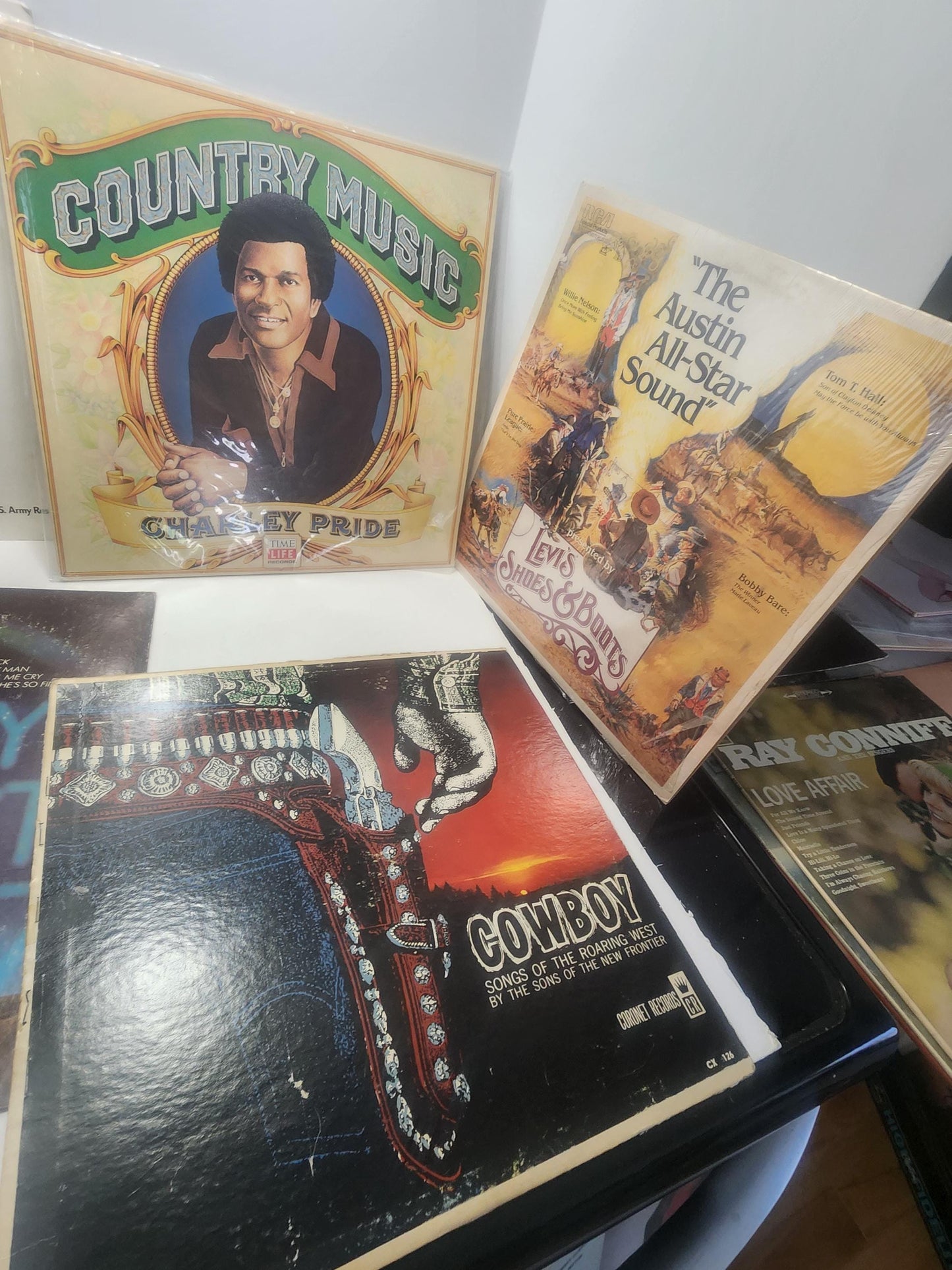 Country Vinyl Records Mixed LOT of 6 - 1970's - 1980's - Country - Country Music - Country Records - Vinyl Records