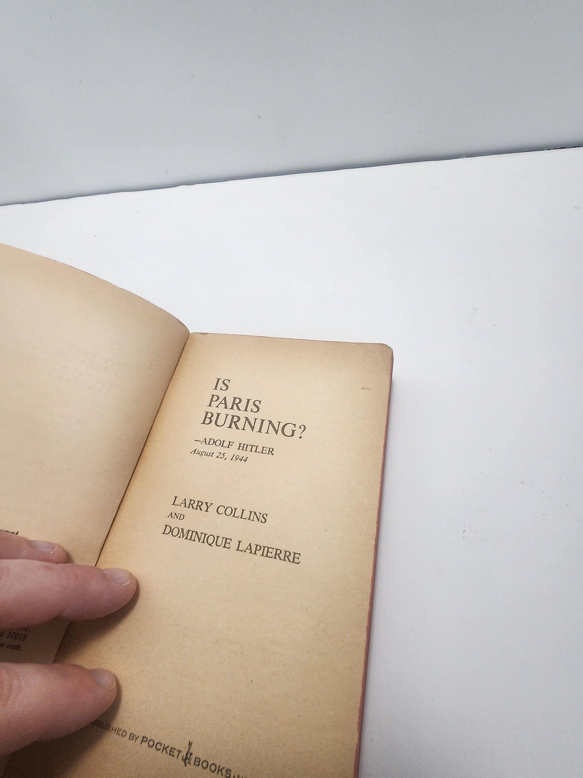 1960's Is Paris Burning? By Larry Collins - Larry Collins - Larry Collins Books - 1960's - Vintage Books - Is Paris Burning - Burning Paris