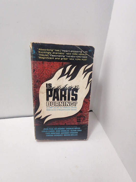 1960's Is Paris Burning? By Larry Collins - Larry Collins - Larry Collins Books - 1960's - Vintage Books - Is Paris Burning - Burning Paris