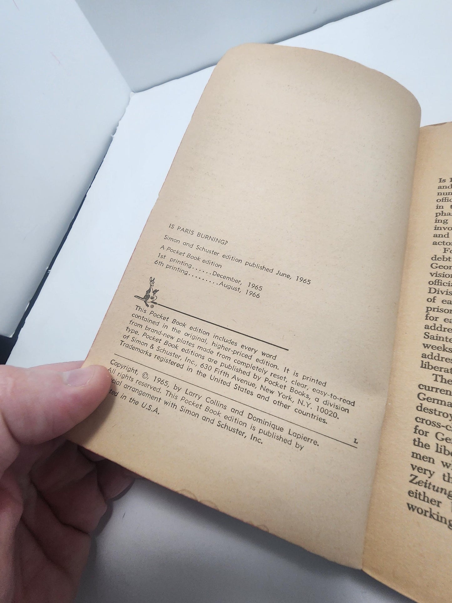 1960's Is Paris Burning? By Larry Collins - Larry Collins - Larry Collins Books - 1960's - Vintage Books - Is Paris Burning - Burning Paris