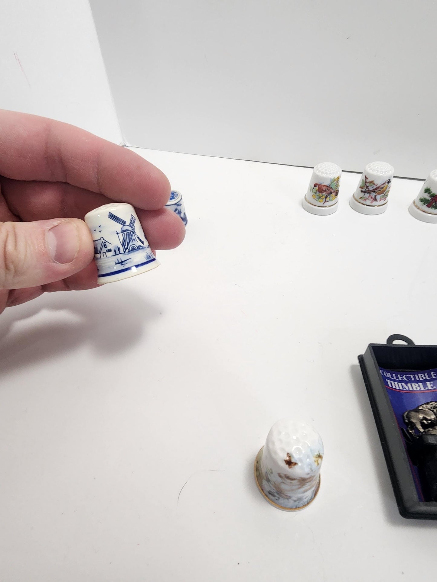 Vintage Bells & Thimbles - Thimble - Bells - Vintage Bells - Delft - Delft Hollands - Hollands - Birds - Cardinals - Bird Bells - Buffall