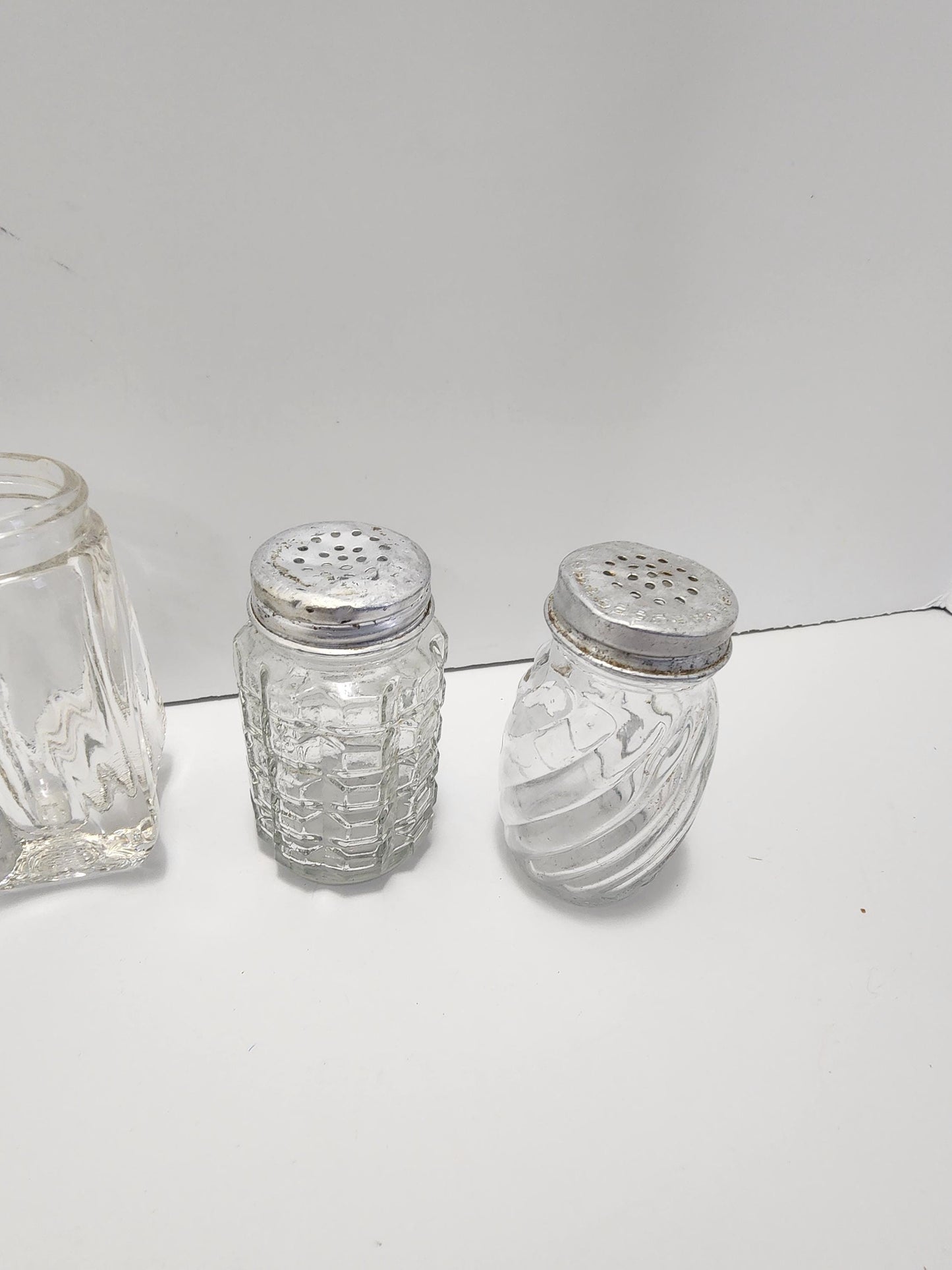 1960's 1970's Antique Mixed LOT of 4 Salt & Pepper Shakers - Vintage Shakers - Shakers - Salt And Pepper - Salt And Pepper Shakers - Antique