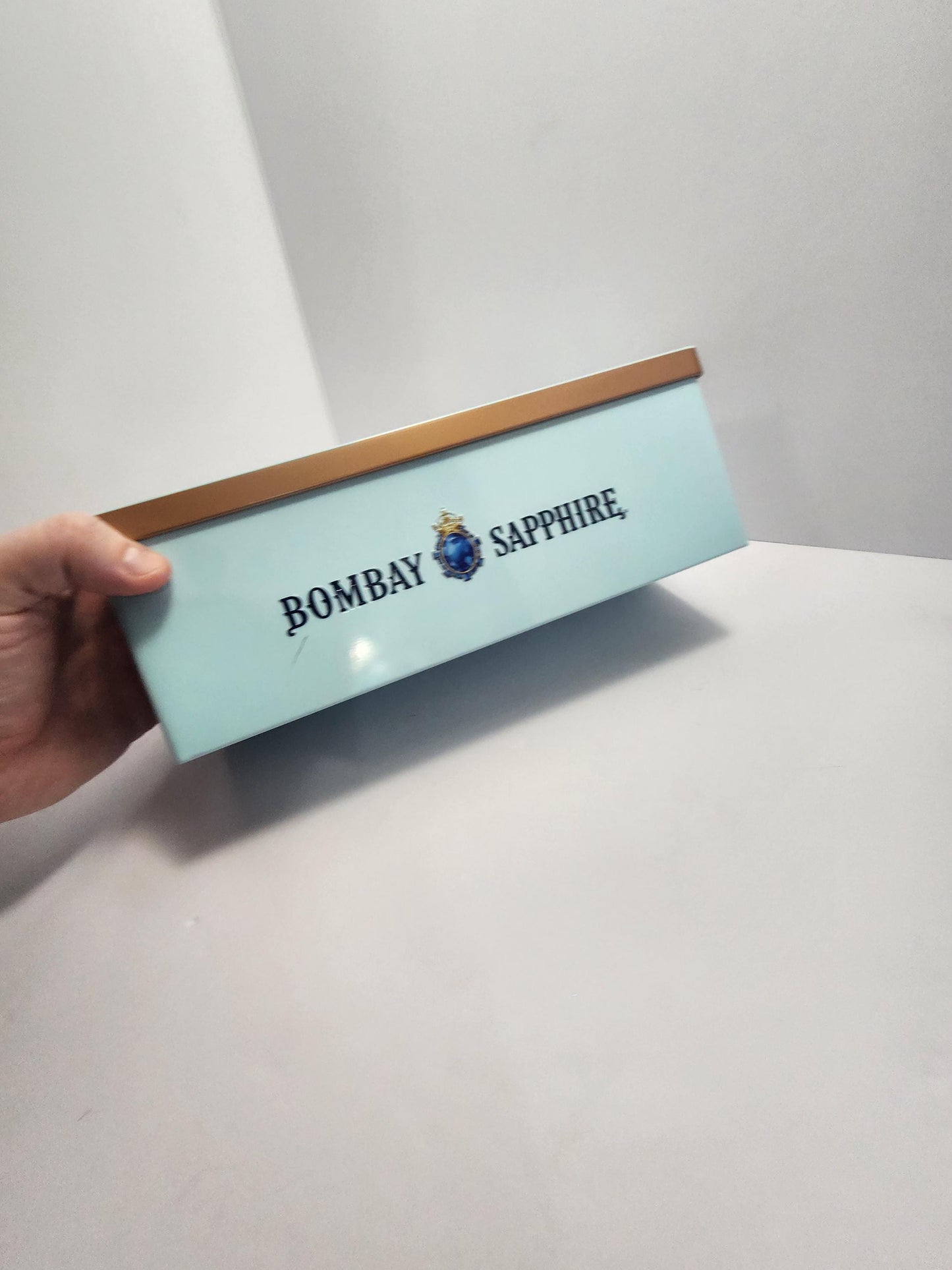 Fresh Cocktail Garnish Garden Growing Tin Box - Drinks - Barware - Bar Decor - Garnishes - Garnish - Cocktails - Cocktail Granish - Herbs