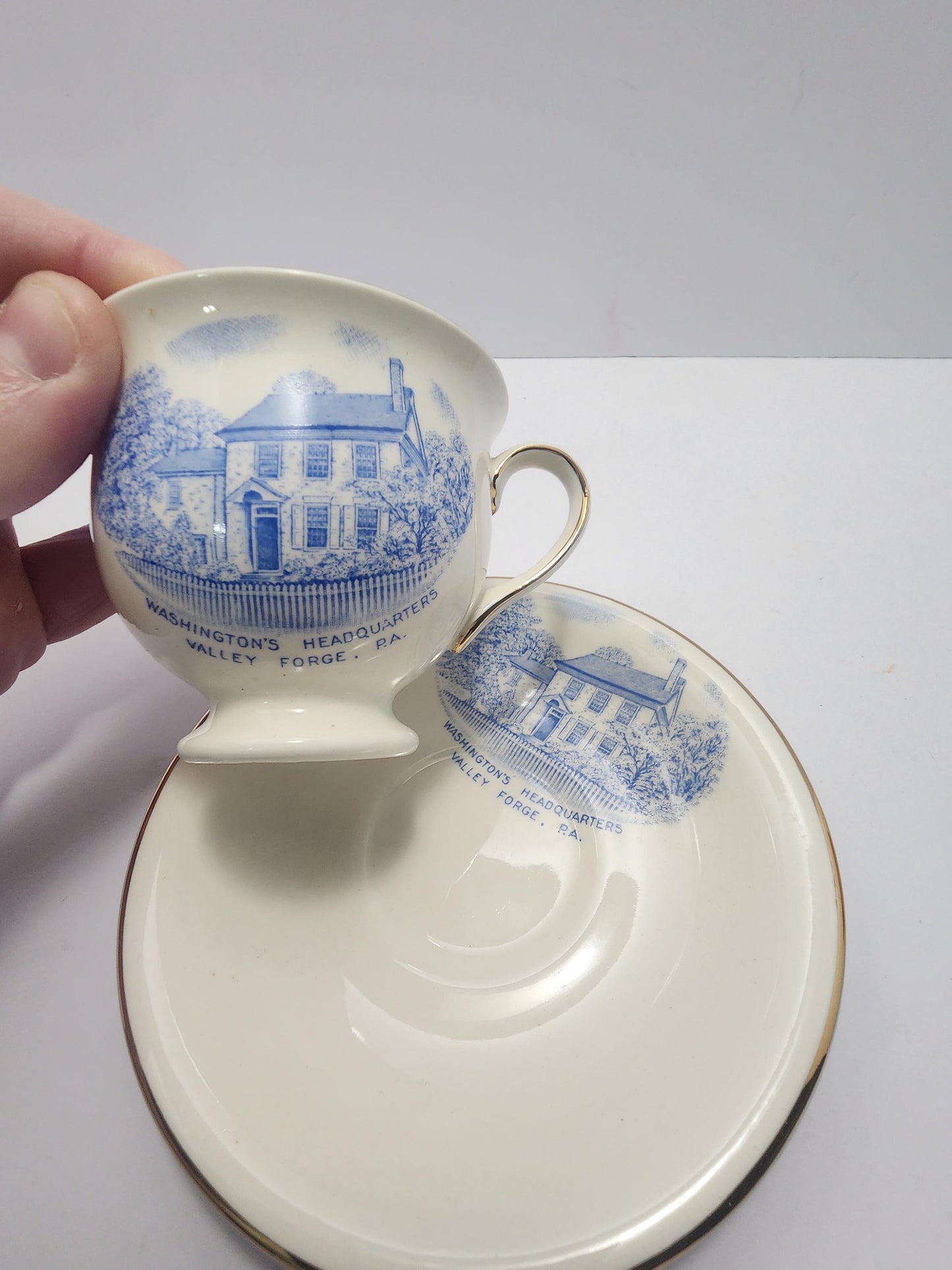 Old English Royal England Cup & Saucers Presidential Vintage Editions - Valley Forge - Washington Headquarters - Mt Rushmore - Tea - Saucer
