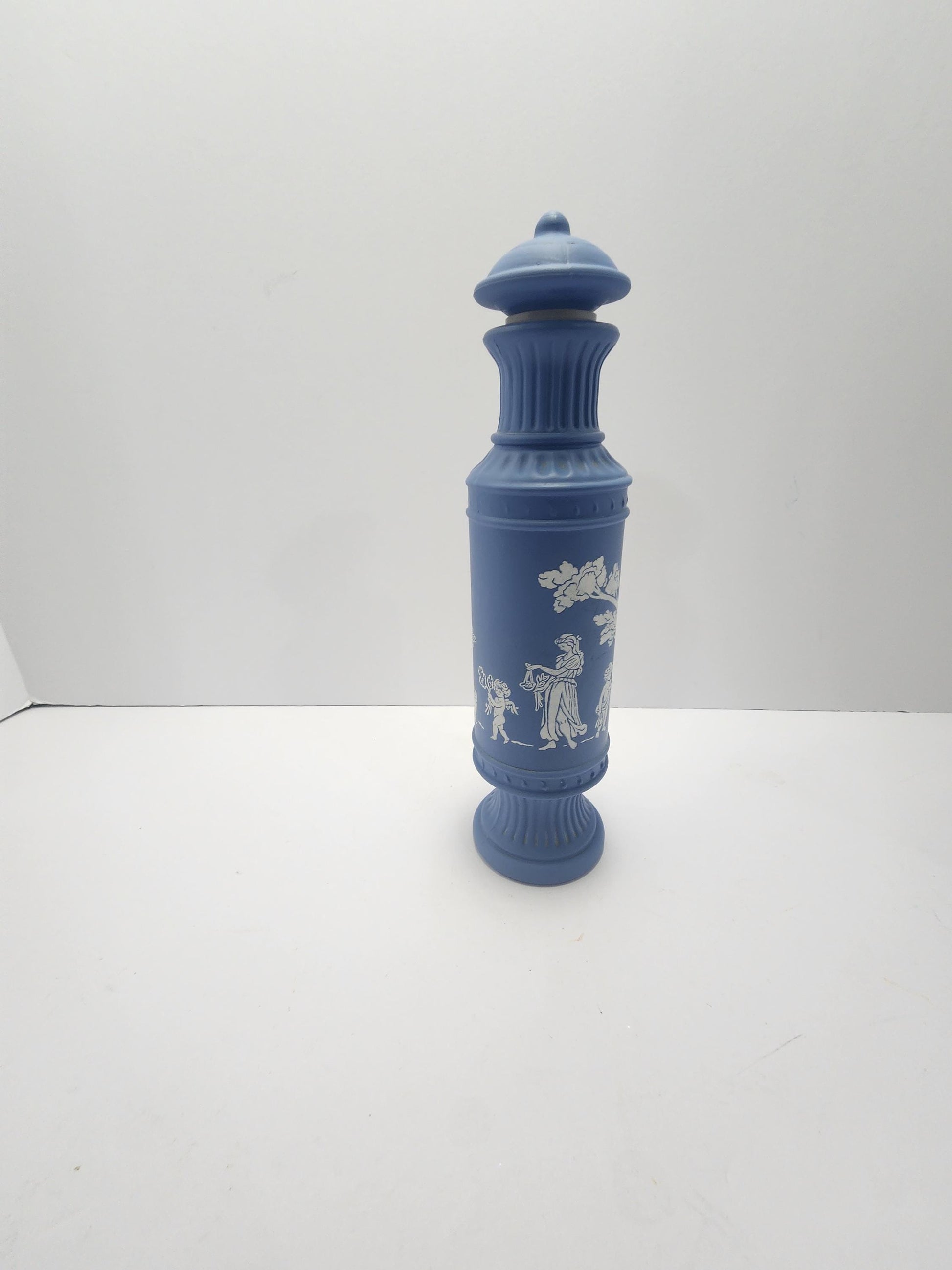 Avon Avonshire Blue Charisma Cologne Perfume Bottle Decanter Wedgewood - Avon - Avon Bottles - Wedgewood - Decanters