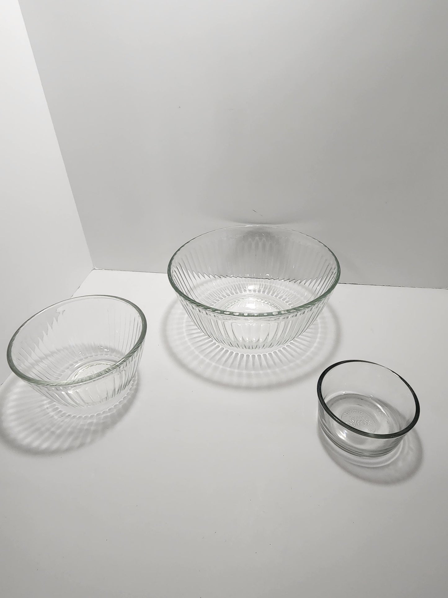 Pyrex Glass Mixing Bowls LOT Of 3 - Pyrex - Glass Bowls - Mixing Bowls - Glass Mixing Bowld - Pyrex Bowls - Pyrex Glass