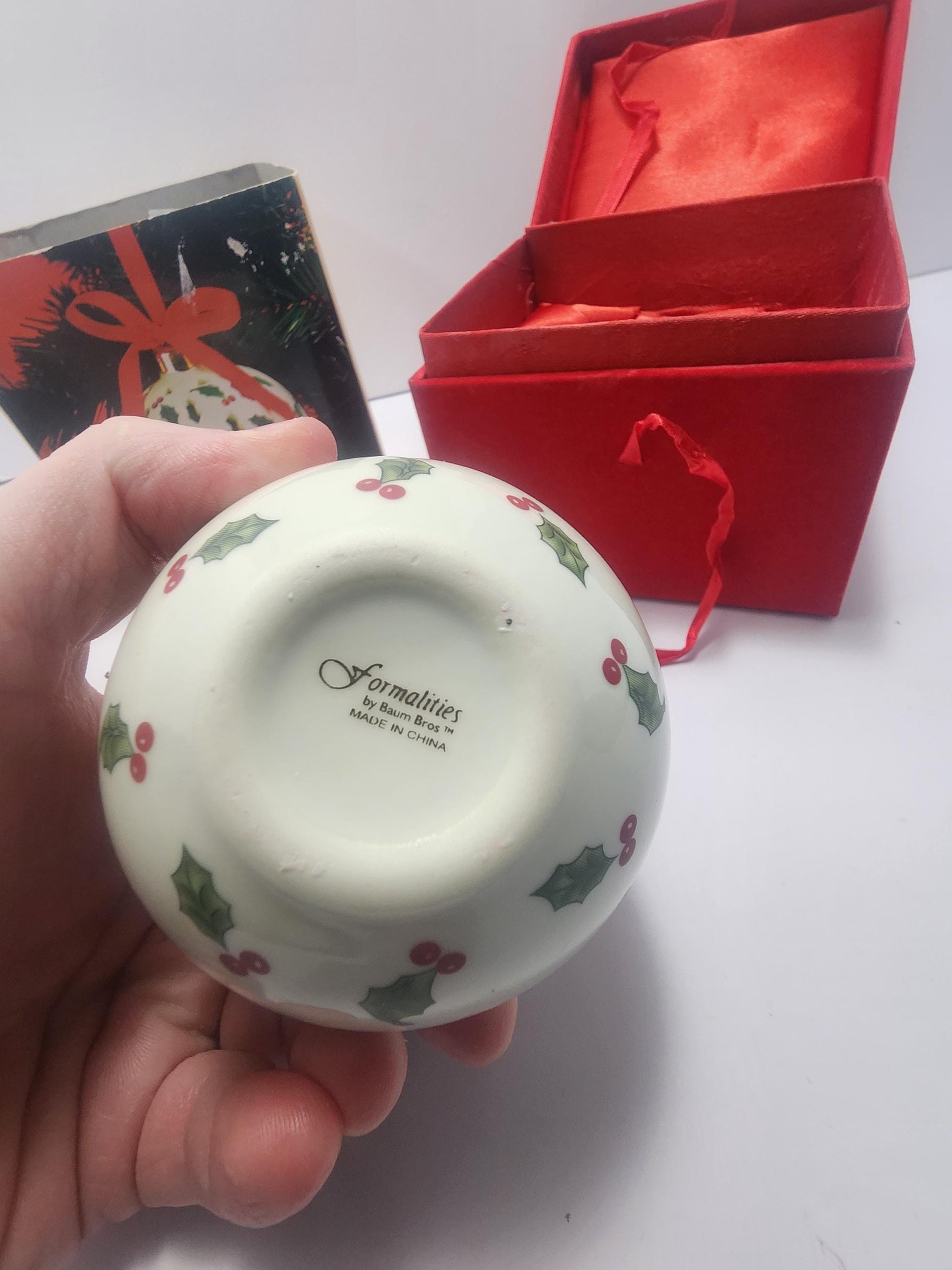 Madison & Max Holly Berry Ceramic Christmas Potpourri Ornament - Christmas - Ornaments - Christmas Ornaments - Madison And Max - Potpourri