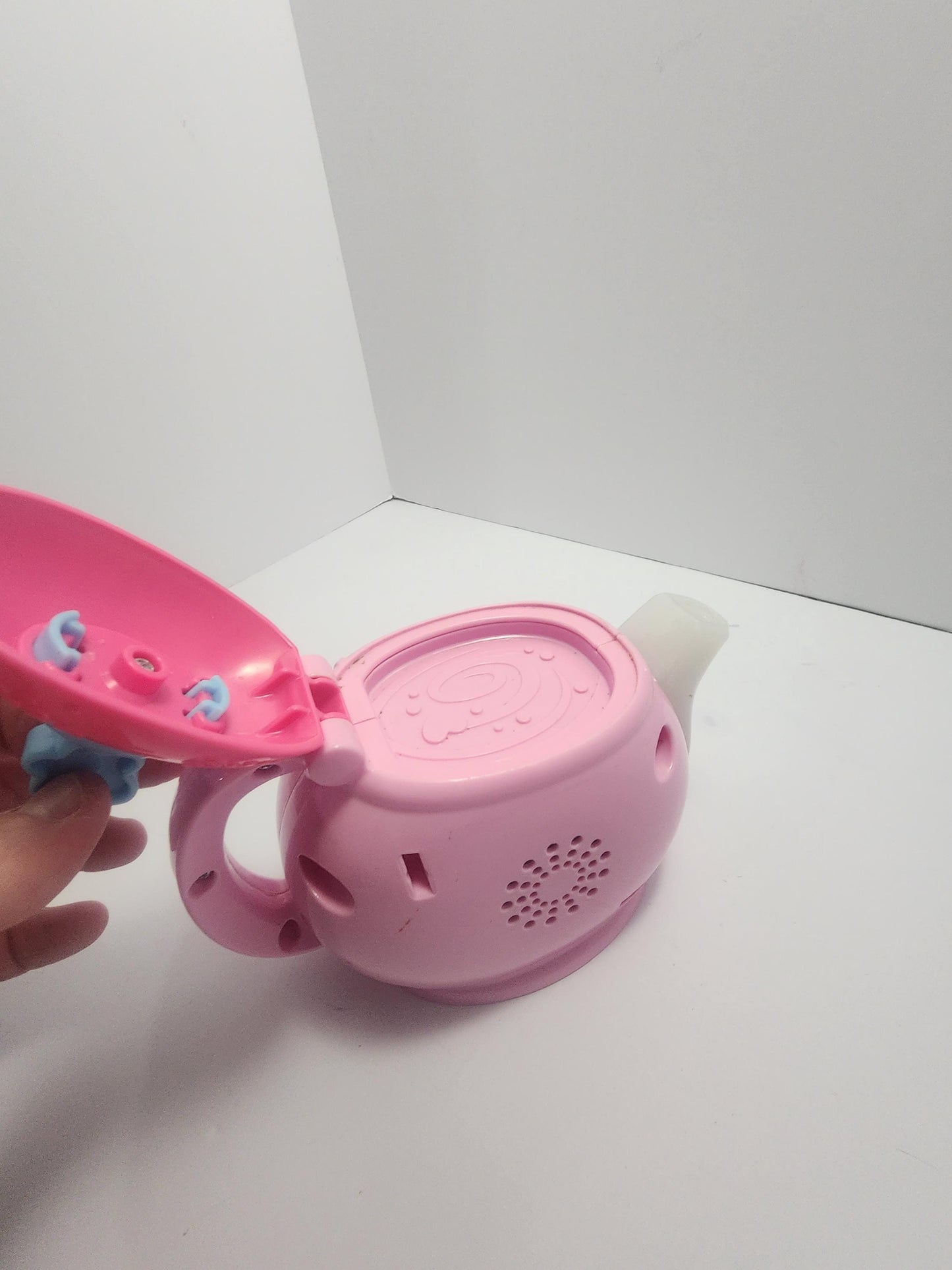 Fisher Price Magical Sing & Learn Teapot - Teapot - Pretend Play - Fisher Price - Musical Toys - Educational Toys - Fisher Price Toys