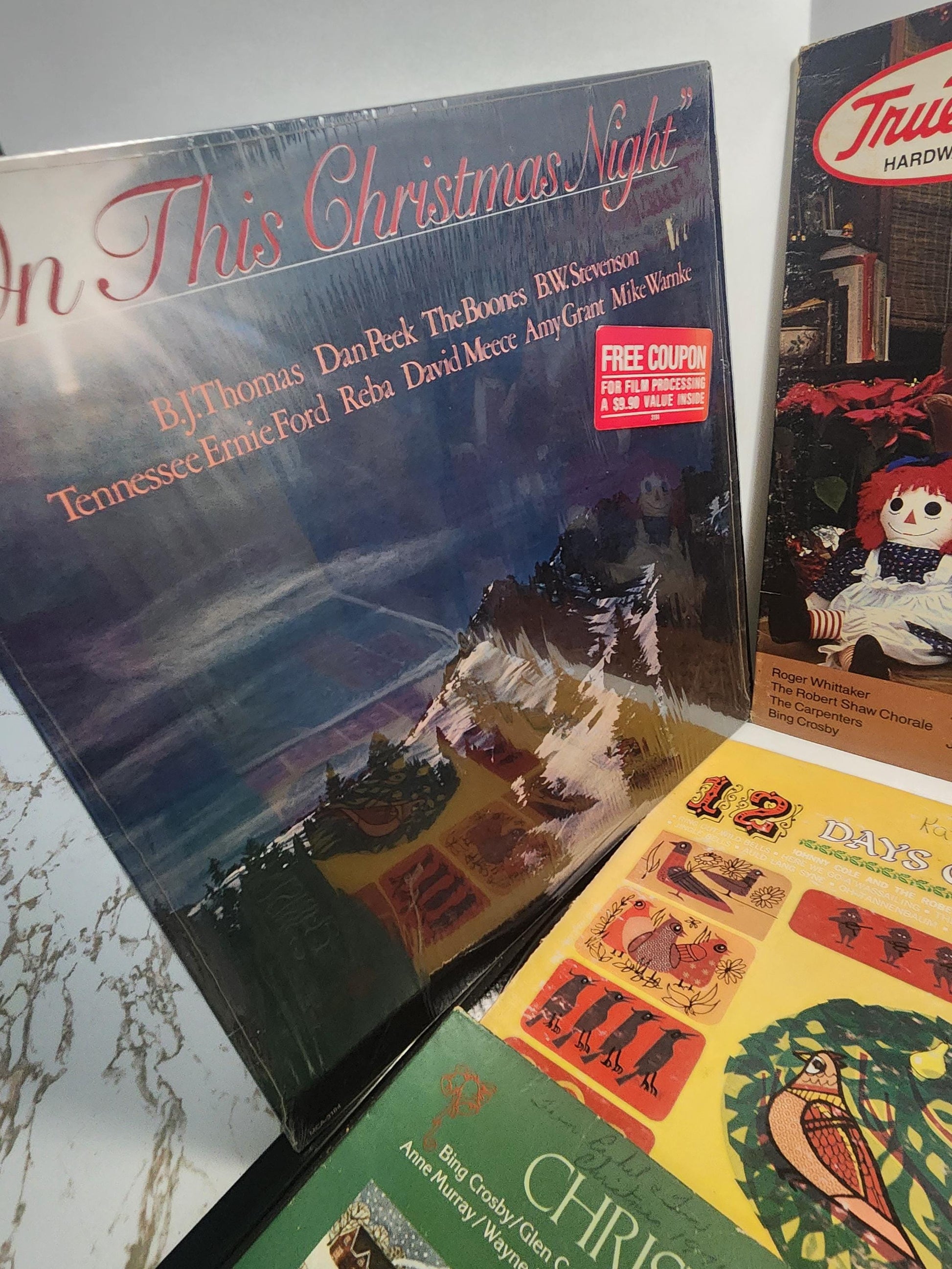 Christmas Vintage 1970's 1980's Vinyl LP Records Mixed LOT - Christmas - Christmas Music - Vinyl - Vinyl Records - LPs - Music - Music Gifts