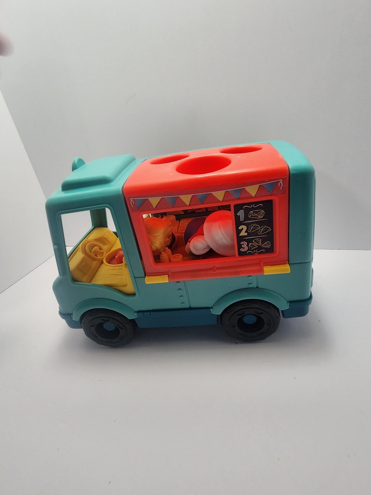 Fisher Price Little People Good Truck with 3 Figures - Fisher Price - Fisher Price Toys - Little People - Pretend Play - Food Truck - Playse