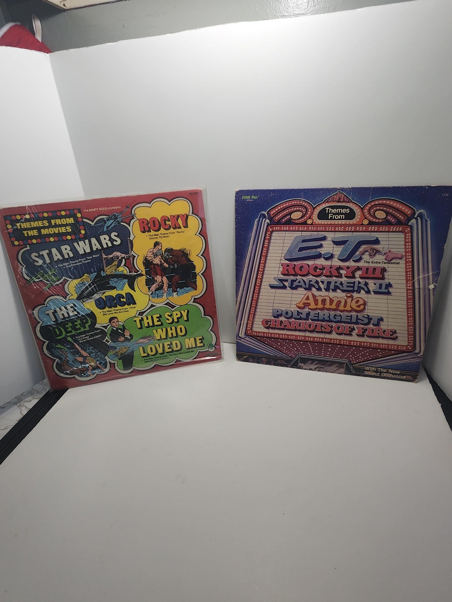 1980's Vinyl LP Record Movie Soundtracks - ET - Movies - Soundtracks - Vintage Movies - Vinyl Records - Batman - Star Wars - Rocky