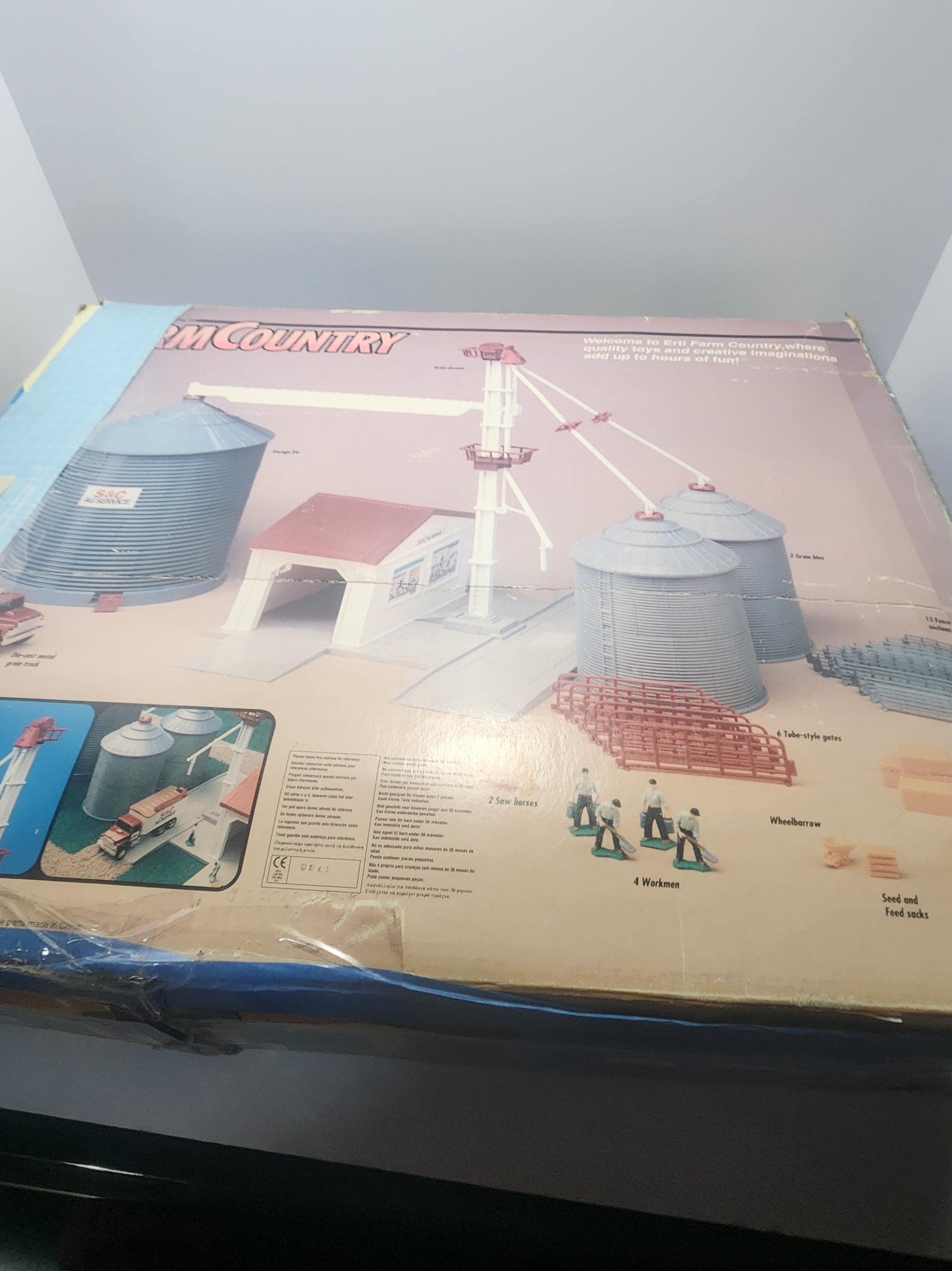 Ertl 1991 Farm Country Grain & Feed Set 1/64 Scale Toy Playset - Playset - Vintage Toys - Ertl - Ertl Toys - Farm Playset - Farming Toys