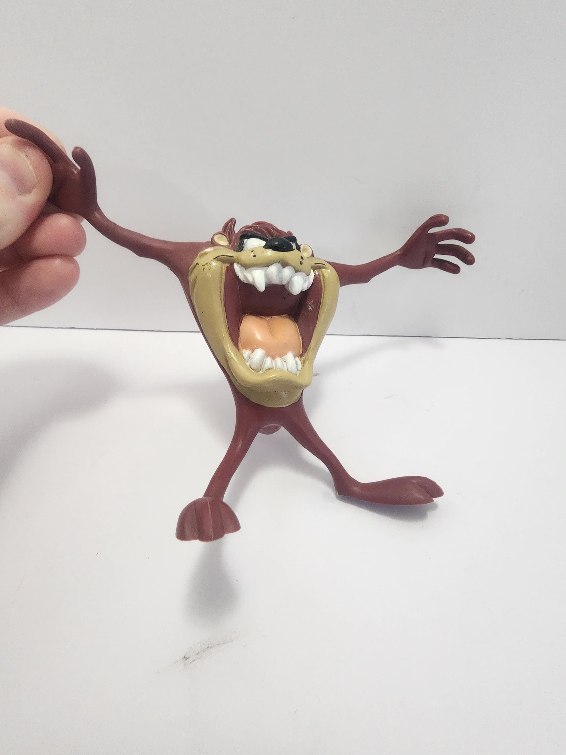 Looney Toons Taz Bendable Warner Brothers 1993 Action Figure - Taz - Tazmanian Devil - Warner Brothers - Looney Tunes - Looney Toons - Bendy