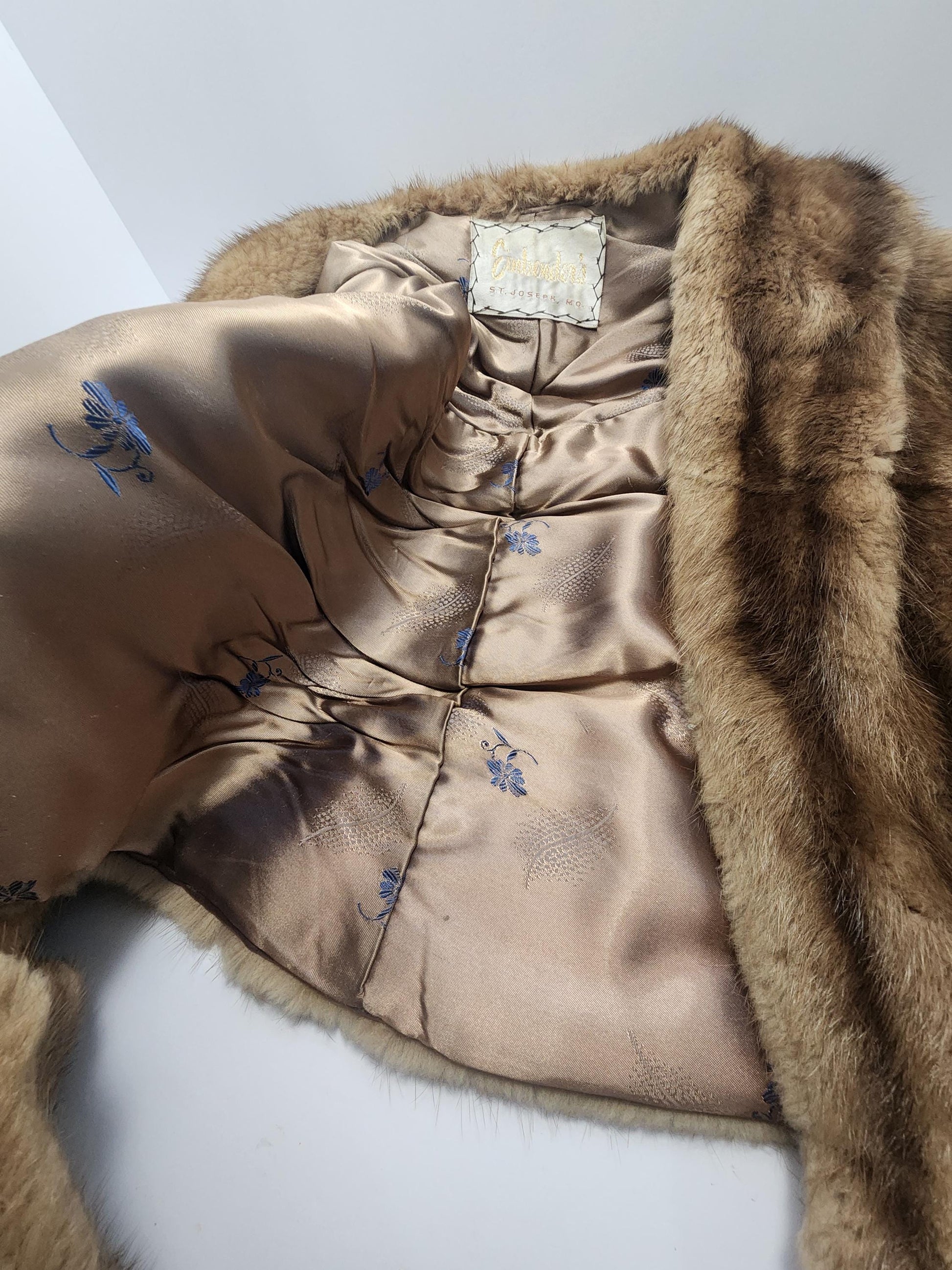 Mink Stole 1930's Era With Antique Handmade Hanger - Fur - Fur Coats - Gunders St Joseph Missouri - Missouri - Stole - Fur Coats - Mink