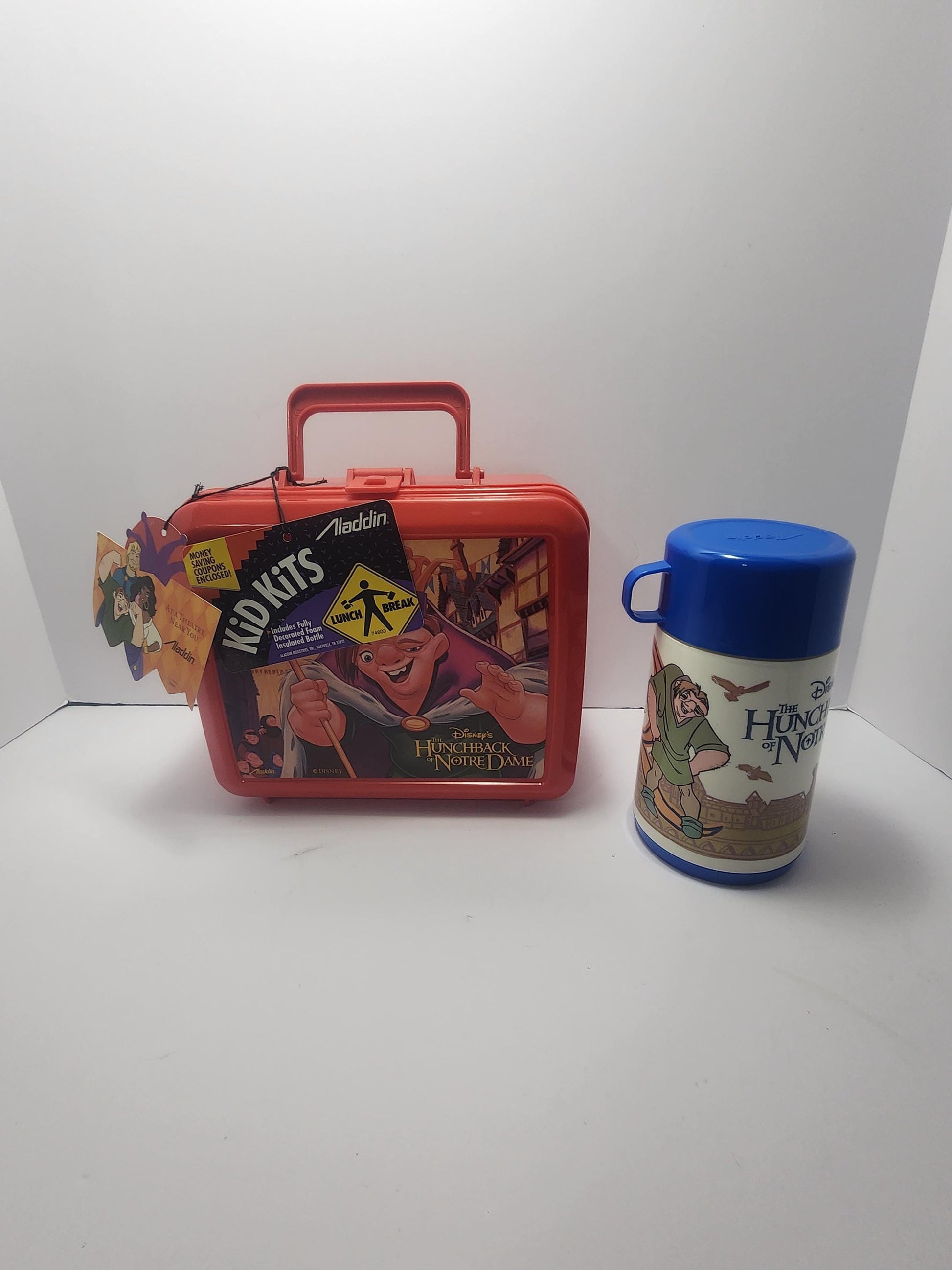 Disney The Hunchback Of Notre Dame Lunchbox With Thermos - Disney - Disney Gifts - Aladdin - Aladdin Lunchbox - Lunch Box - Hunchback