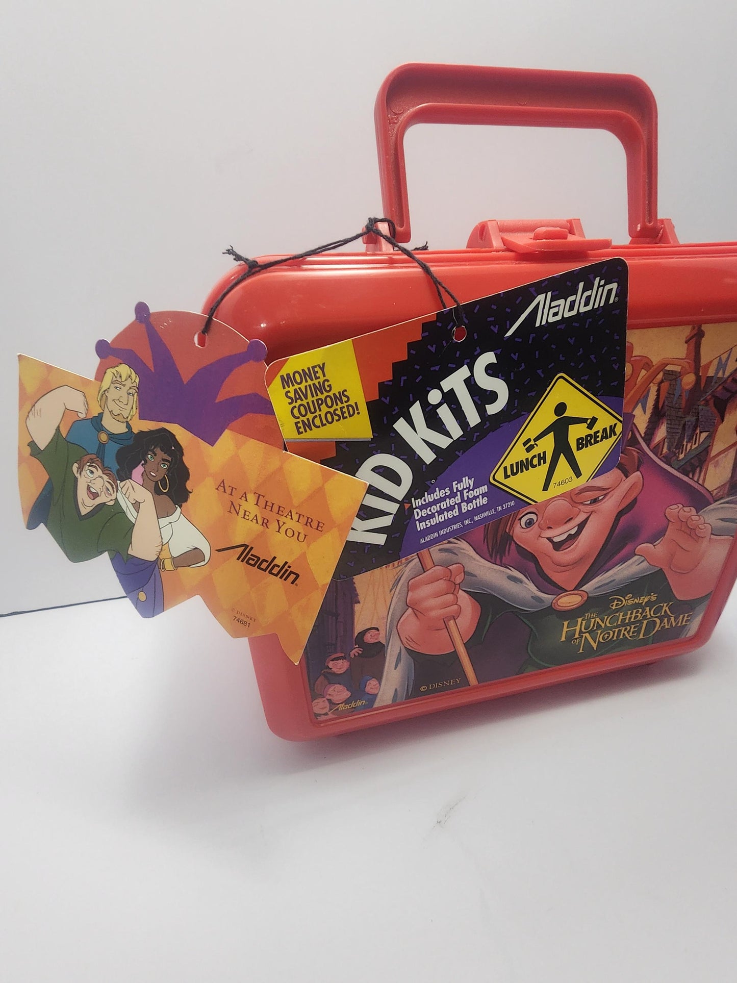 Disney The Hunchback Of Notre Dame Lunchbox With Thermos - Disney - Disney Gifts - Aladdin - Aladdin Lunchbox - Lunch Box - Hunchback