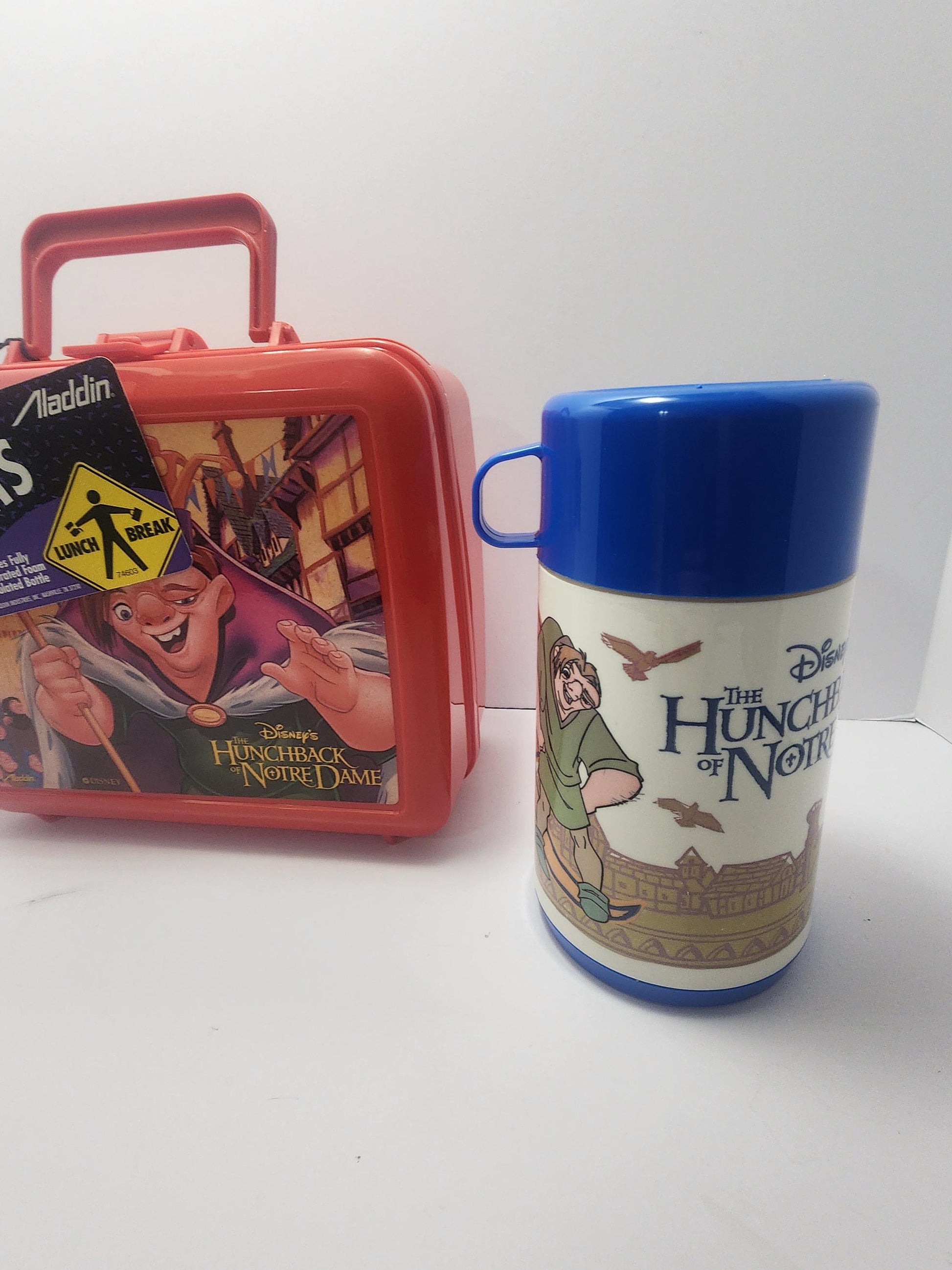 Disney The Hunchback Of Notre Dame Lunchbox With Thermos - Disney - Disney Gifts - Aladdin - Aladdin Lunchbox - Lunch Box - Hunchback