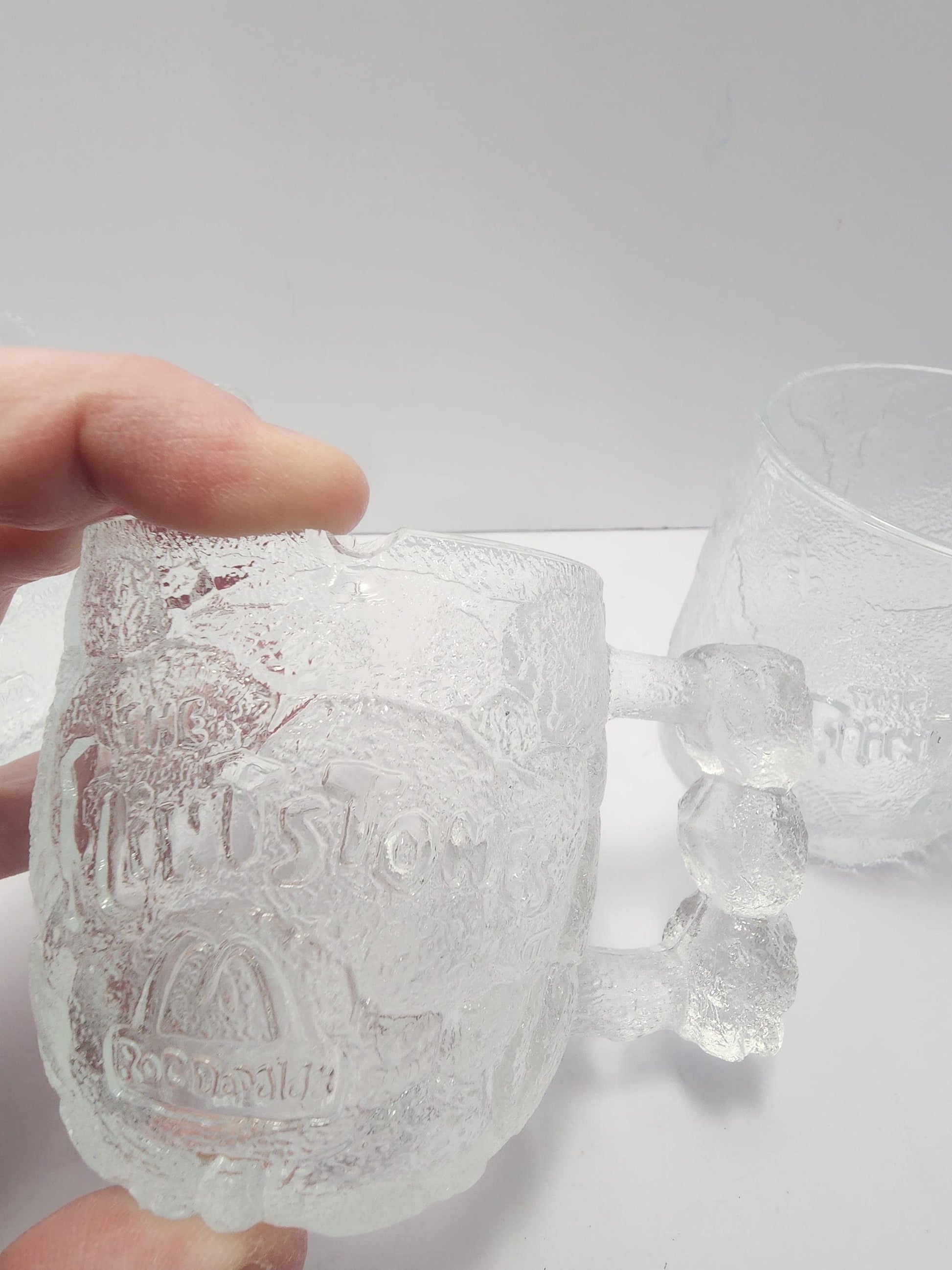 Flintstones 1990's Character Glasses SET Of 4 - (1Chipped) - Flintstones - Glasses - Character Glasses - Flinstones Glasses - Mcdonalds Glas