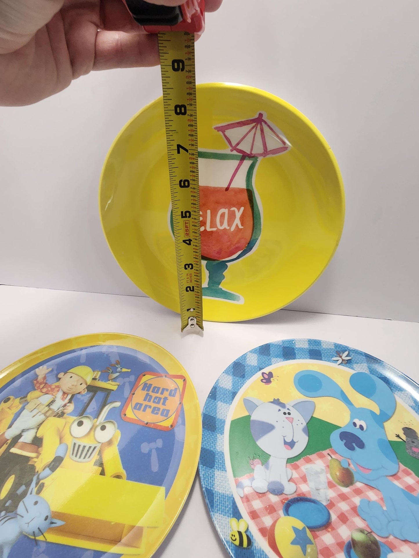 Plastic Old Style Children's Plates - Blue's Clues - Bob The Builder - Drinks - Cocktails - Relax - Plates - Bob The Builder Plate - Plates