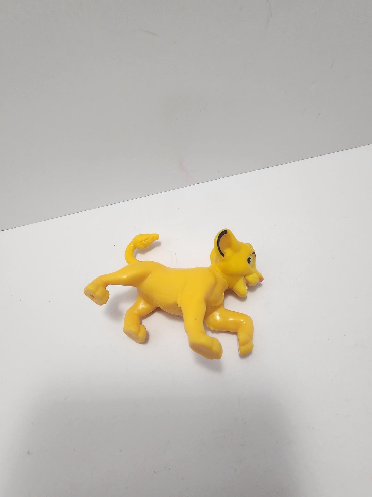 Disney The Lion Kint Simba Toy Figure - Disney - Disney Toys - Cake Topper - The Lion King - Lion King Toys - Simba