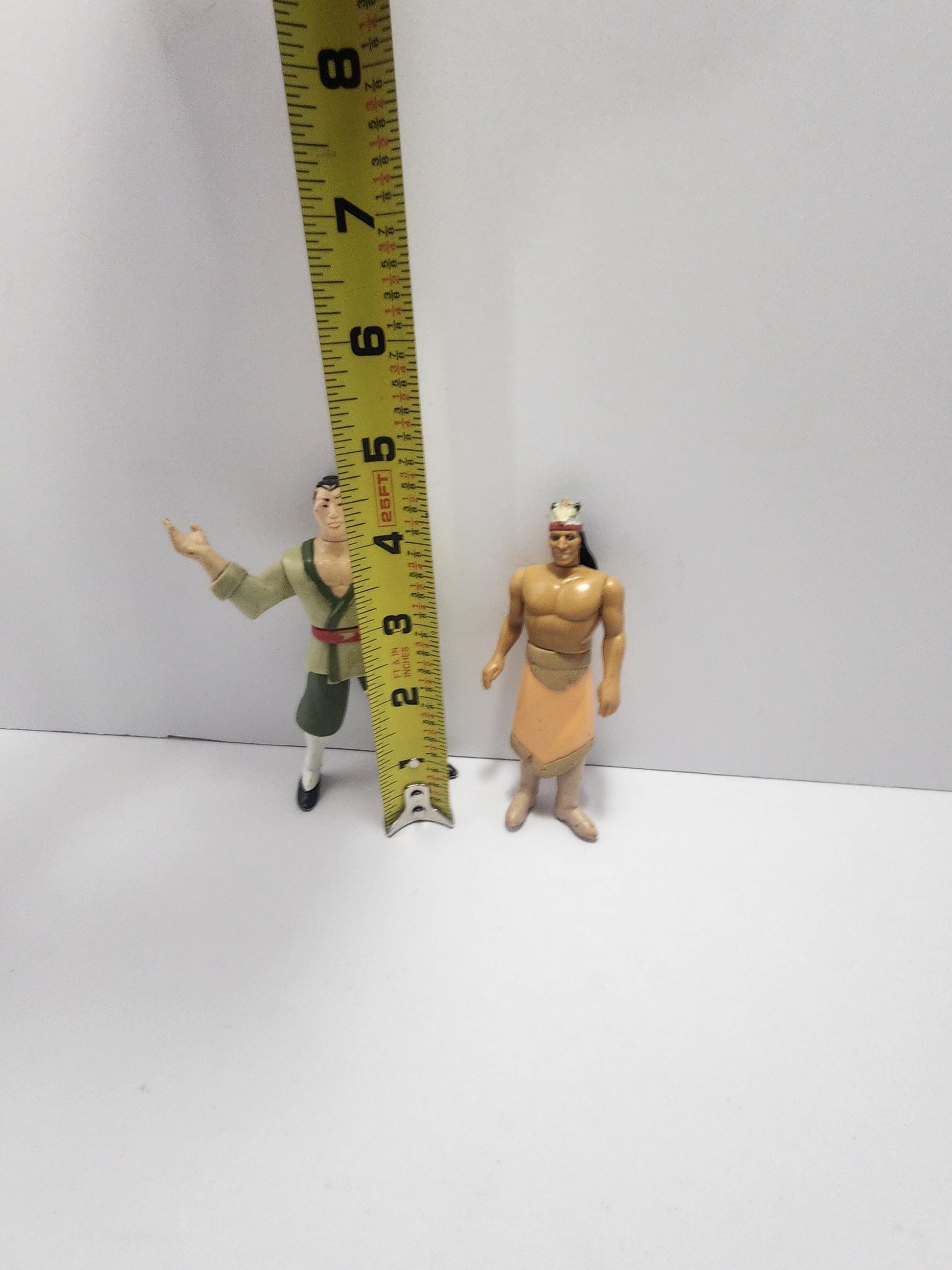 Disney Men Toy Action Figures - Mulan - Pocahontas - Li Shang - Chief Powhatan - Mulan Toys - Pocahontas Toys - Disney - Disney Prince