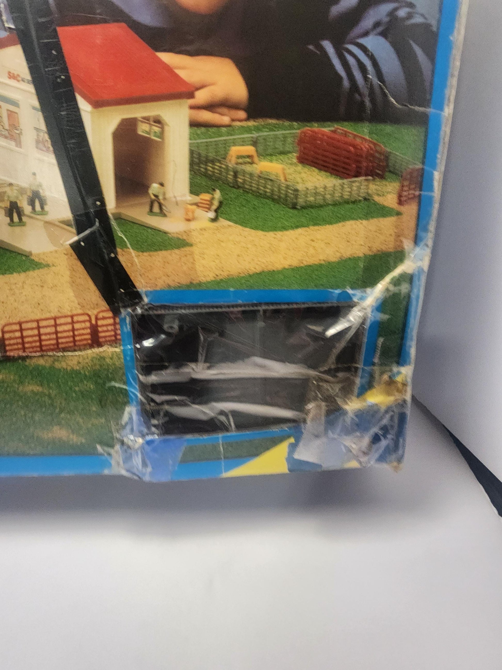 Ertl 1991 Farm Country Grain & Feed Set 1/64 Scale Toy Playset - Playset - Vintage Toys - Ertl - Ertl Toys - Farm Playset - Farming Toys