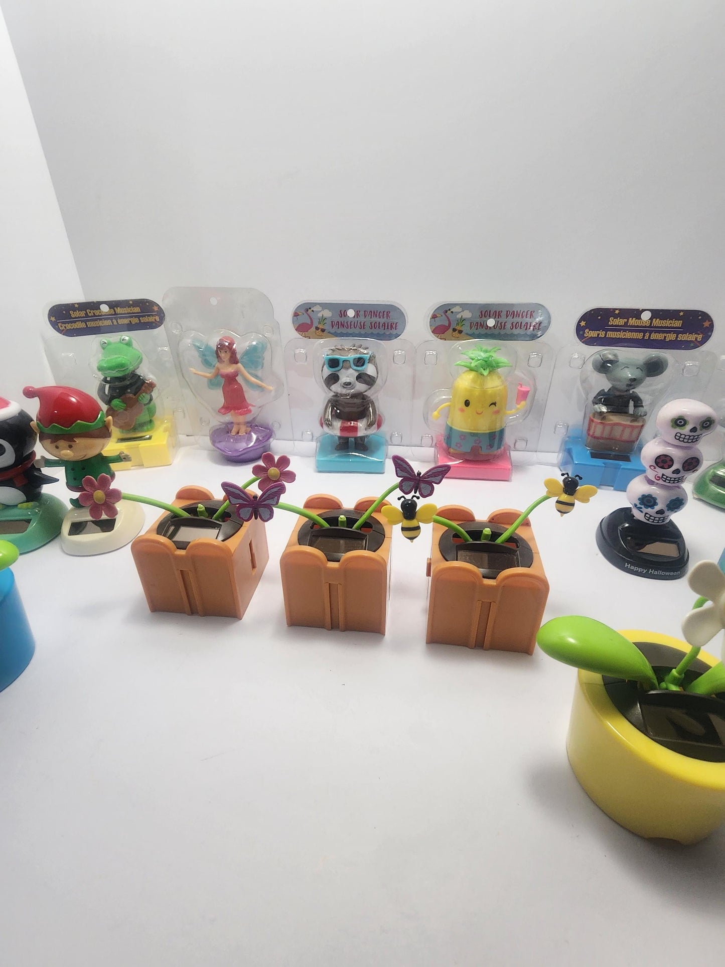 Elf Solar Figure - Christmas - Christmas Figures - Christmas Decor - Solar Figures - Solar Dancers - Christmas Solar - Christmas Decor