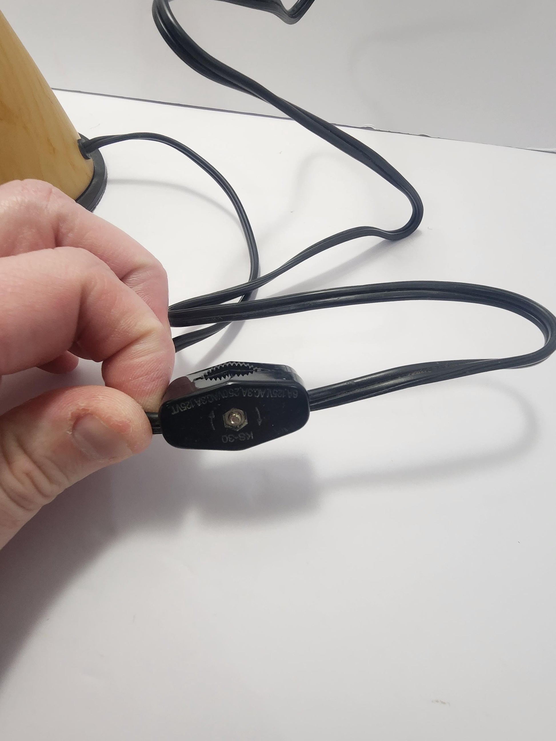 Vintage Post Modern/Memphis-style Ron Rezek Desk Lamp - Lights - Lamps - Desk Lamp - Ron Rezek Lamp - Ronald Rezek - Vintage Lamp